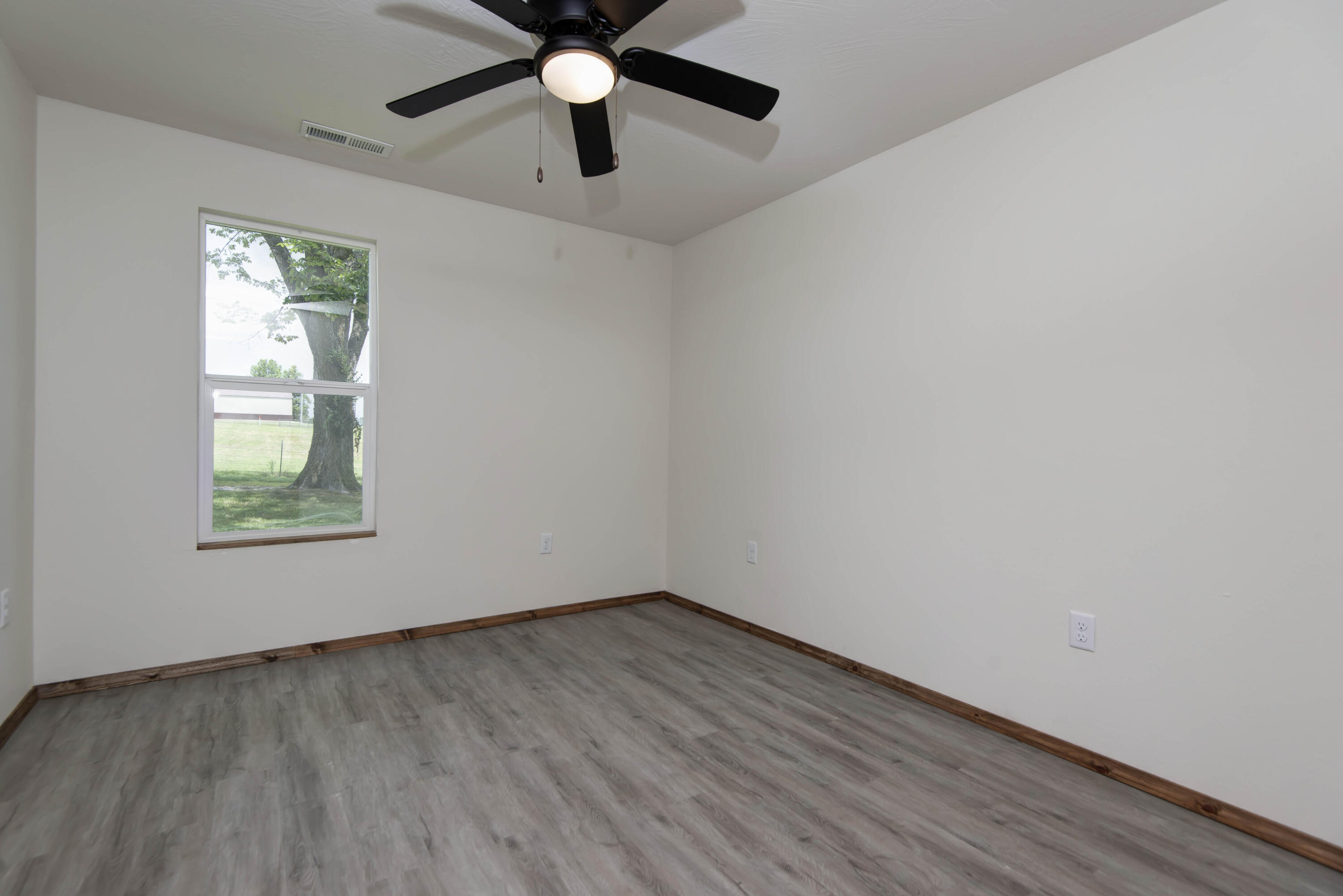 42779 State Highway 413 Property Photo 11
