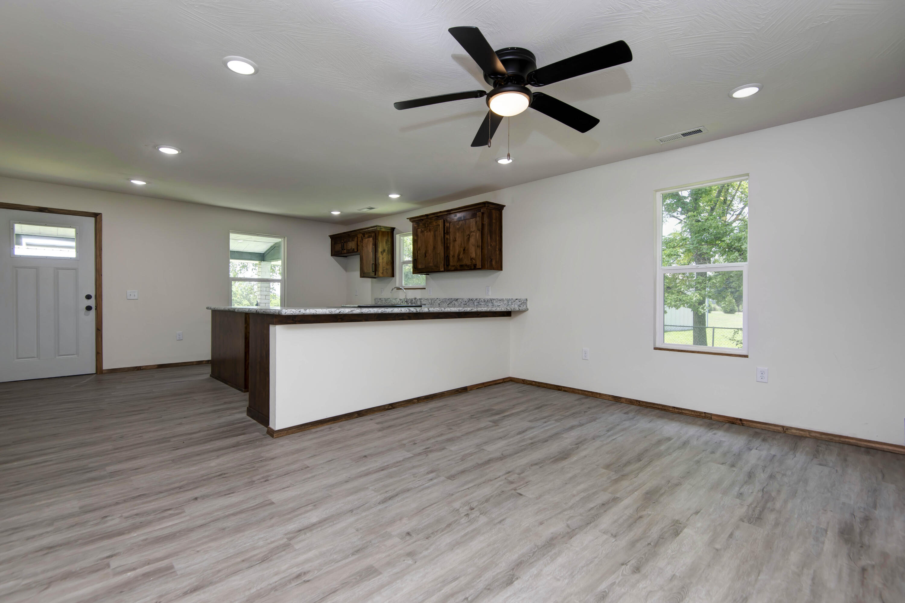 42779 State Highway 413 Property Photo 16