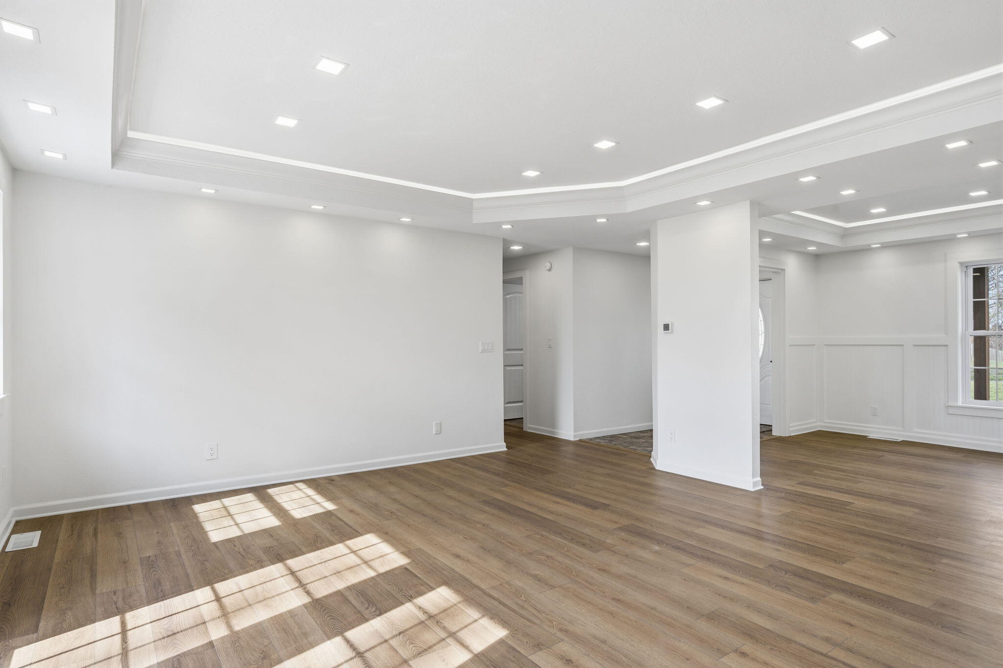 6308 South Glenridge Drive Property Photo 8