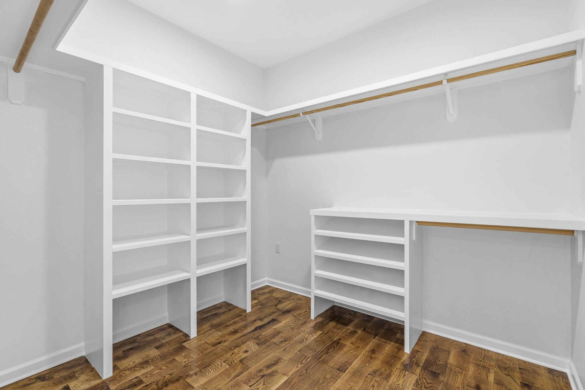 6308 South Glenridge Drive Property Photo 19