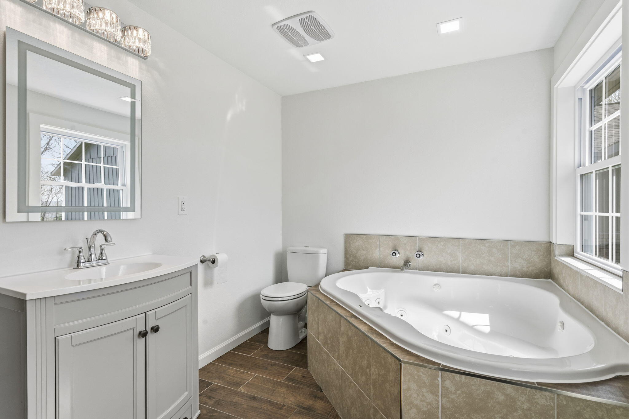 6308 South Glenridge Drive Property Photo 31
