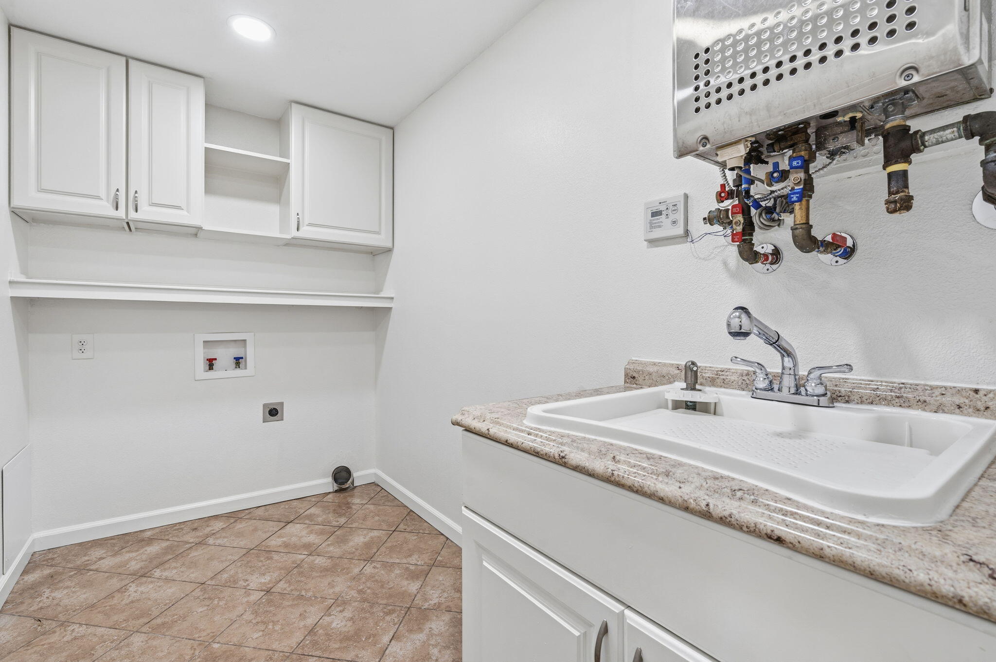 6308 South Glenridge Drive Property Photo 33
