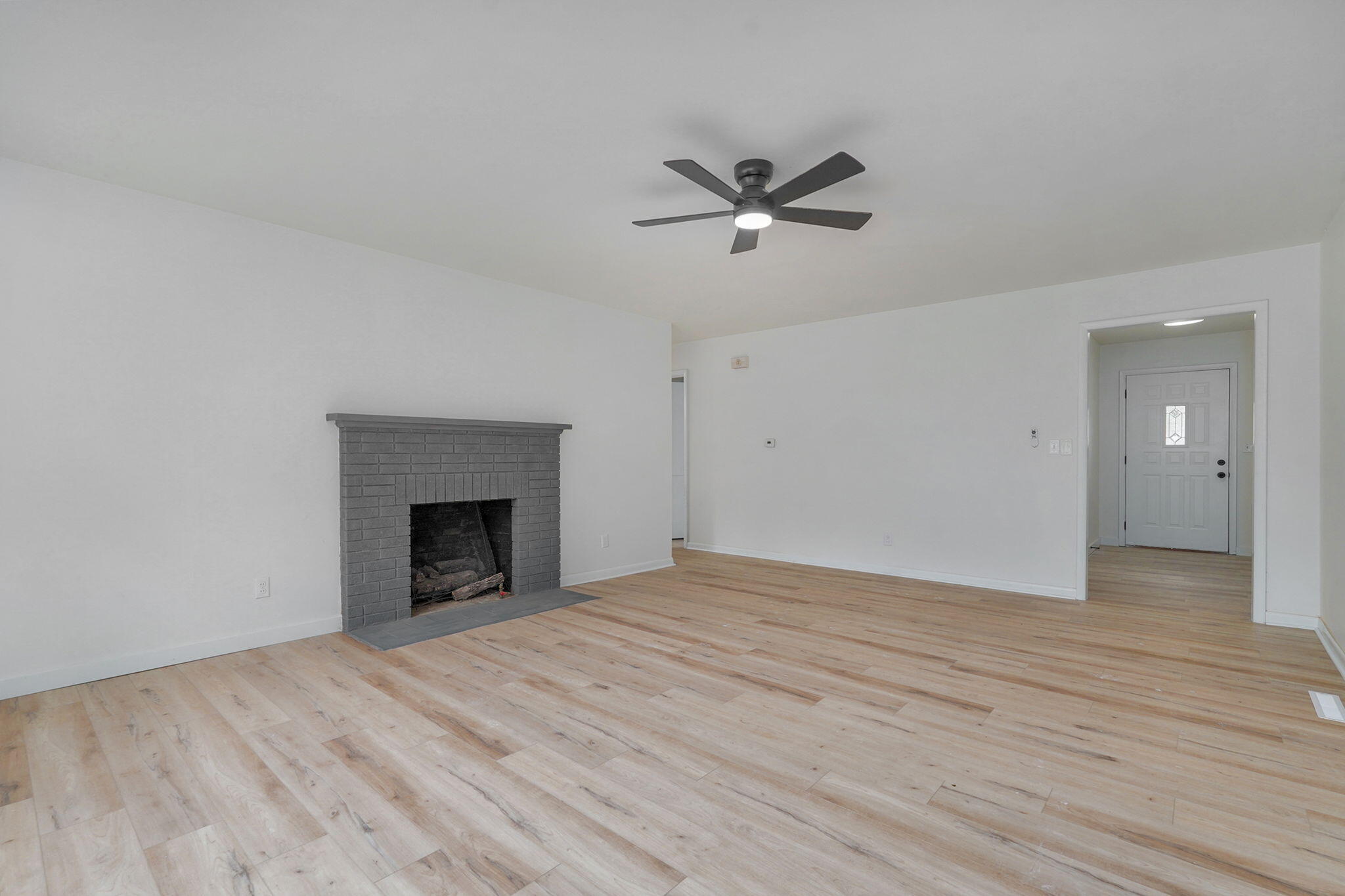 1012 East Morningside Street Property Photo 7