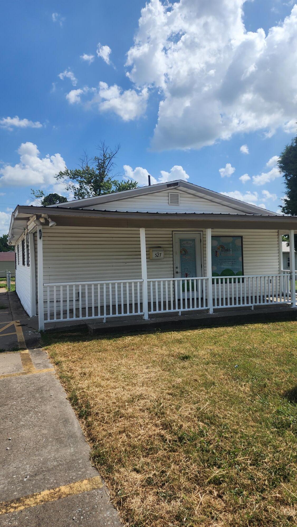 527 East Cleveland Property Photo 10