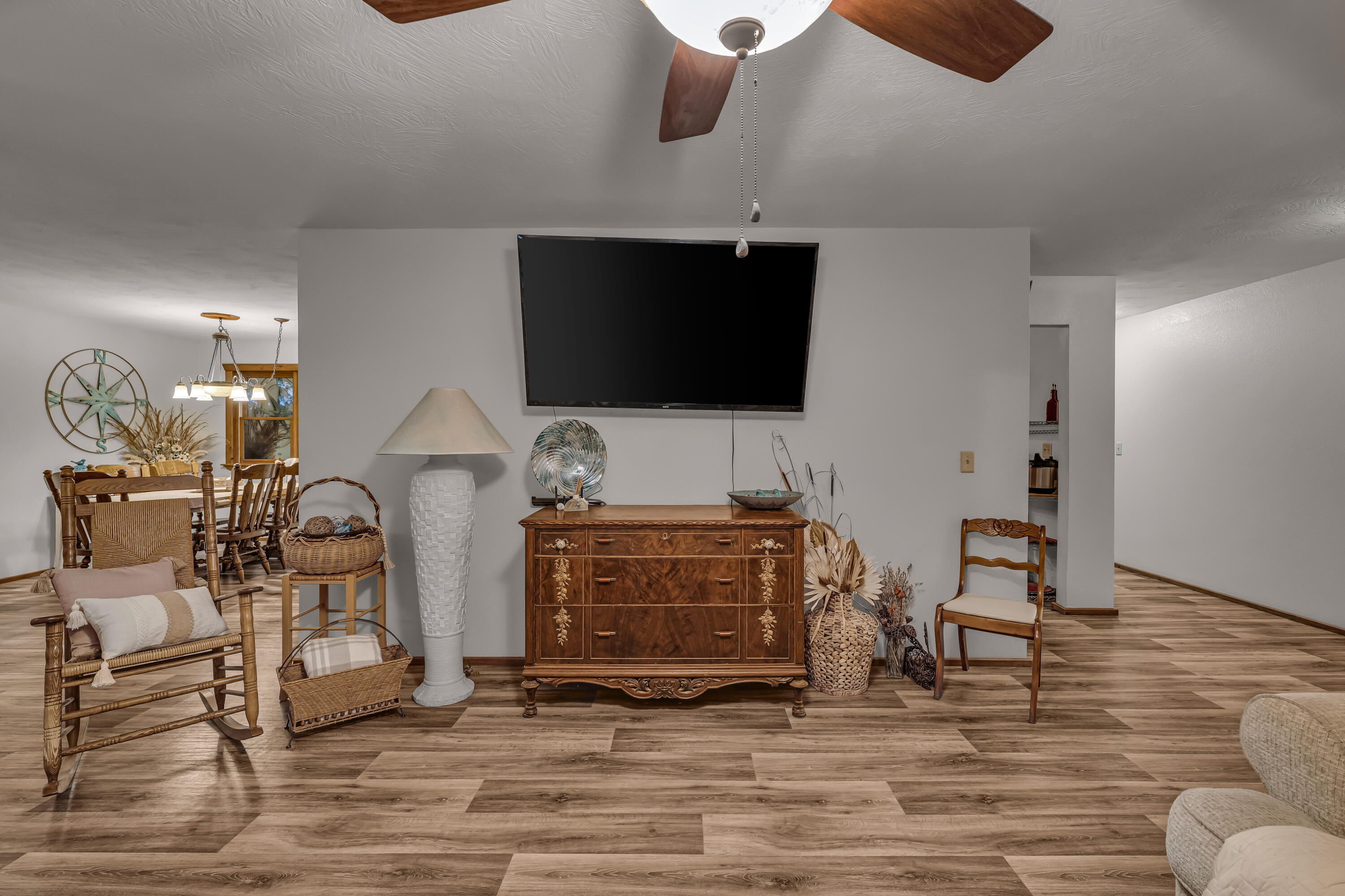804 County Road E 14-357 Property Photo 12