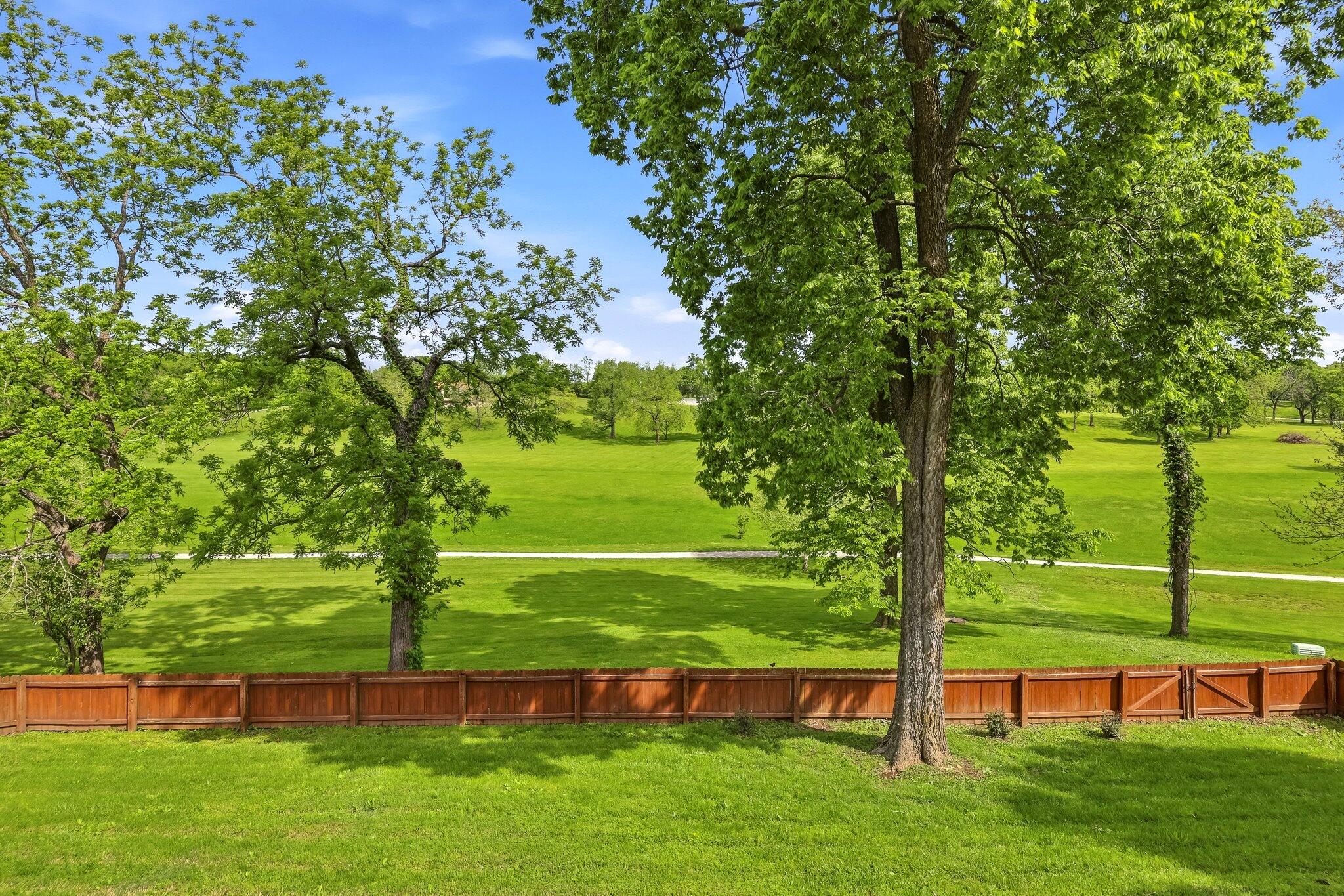 475 Mockingbird Ridge Property Photo 3