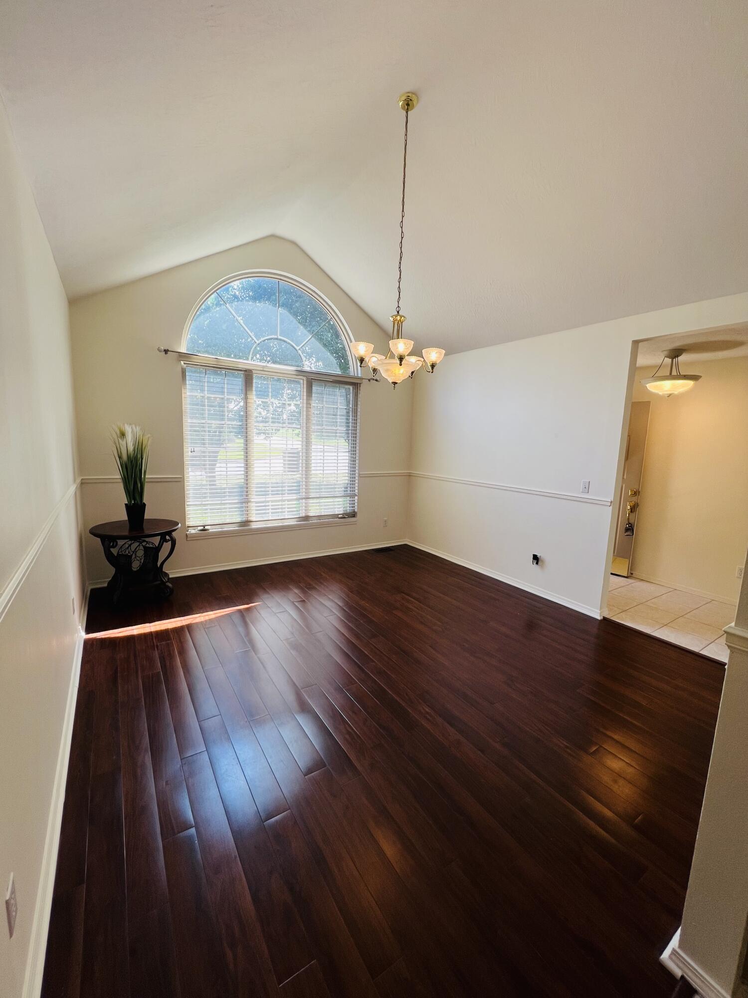 475 Mockingbird Ridge Property Photo 9