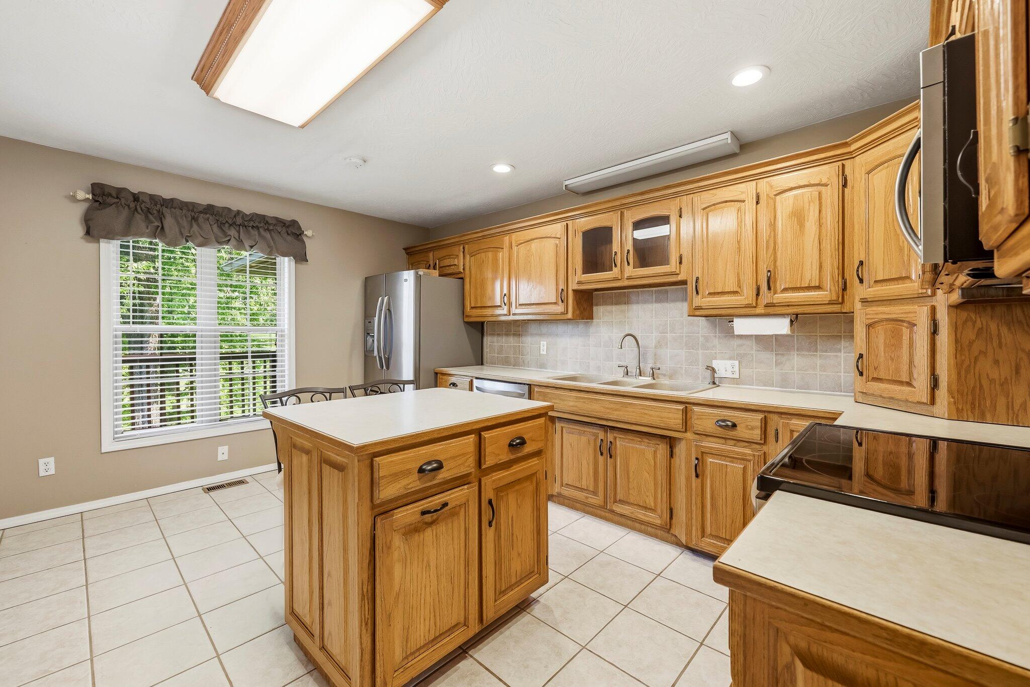 475 Mockingbird Ridge Property Photo 10
