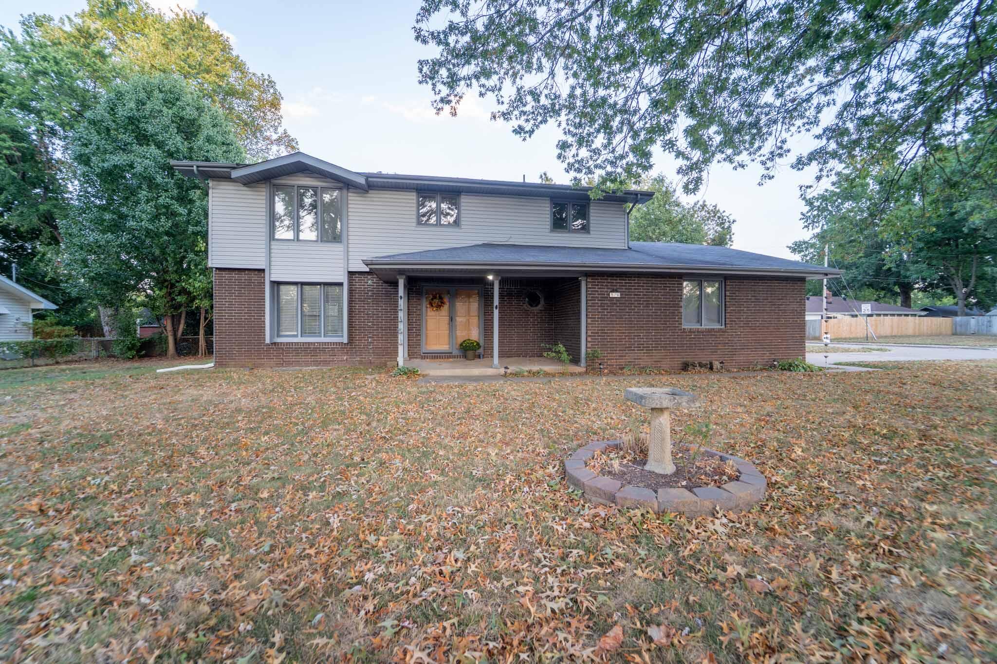 5486 South Clay Avenue Property Photo 2