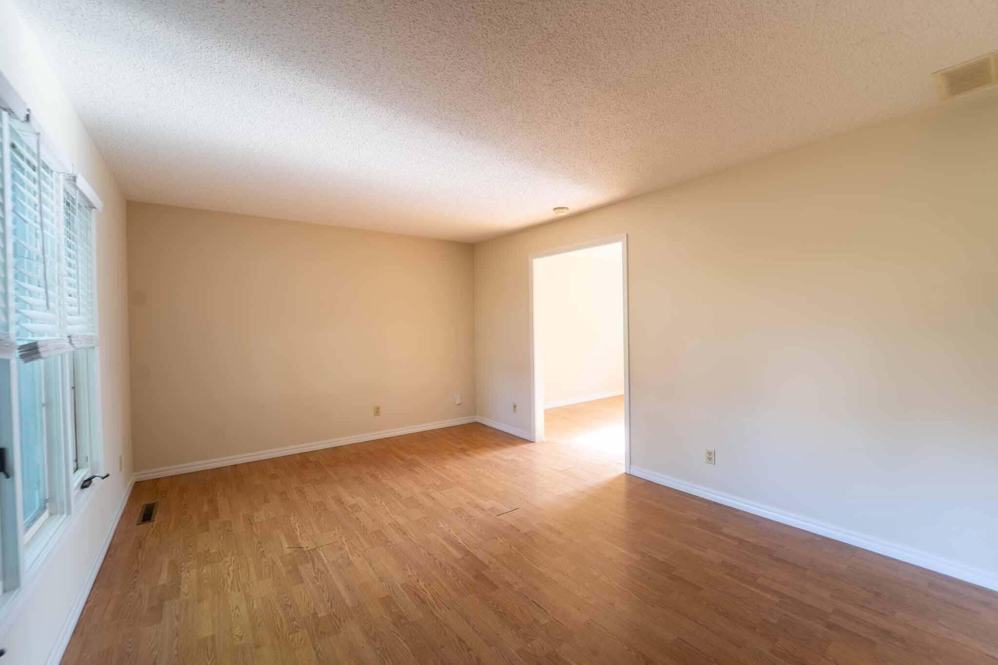 5486 South Clay Avenue Property Photo 9