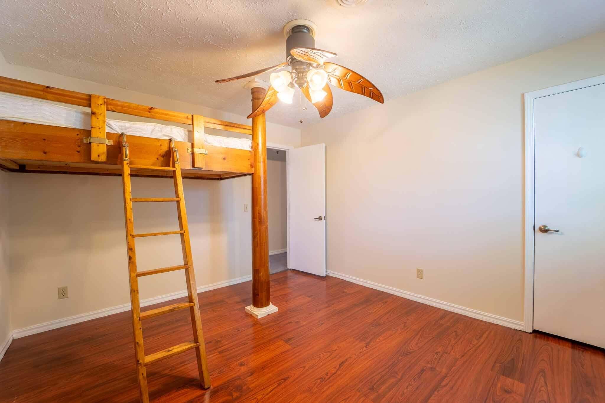 5486 South Clay Avenue Property Photo 25