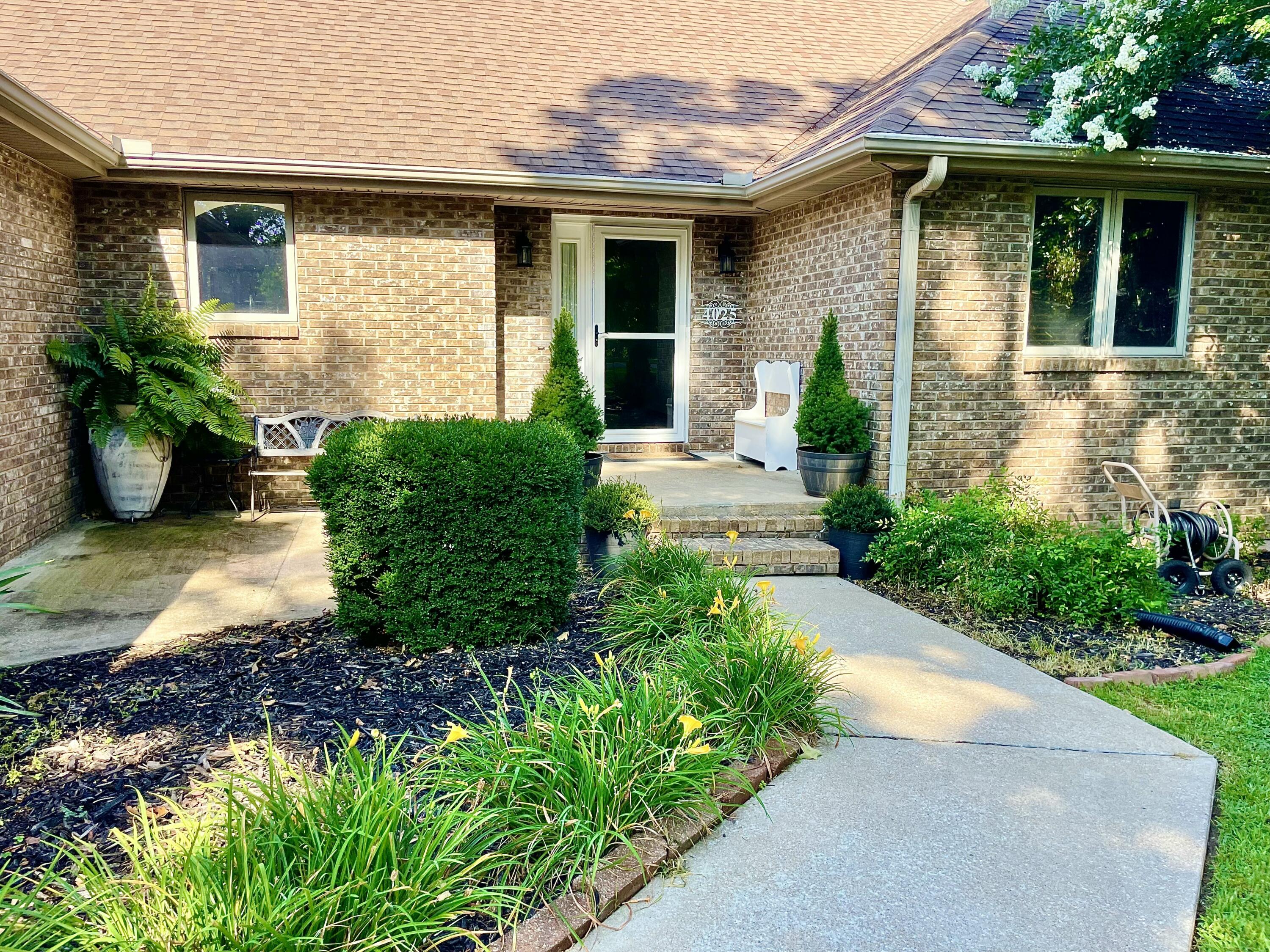 4025 Deer Ridge Street Property Photo 1