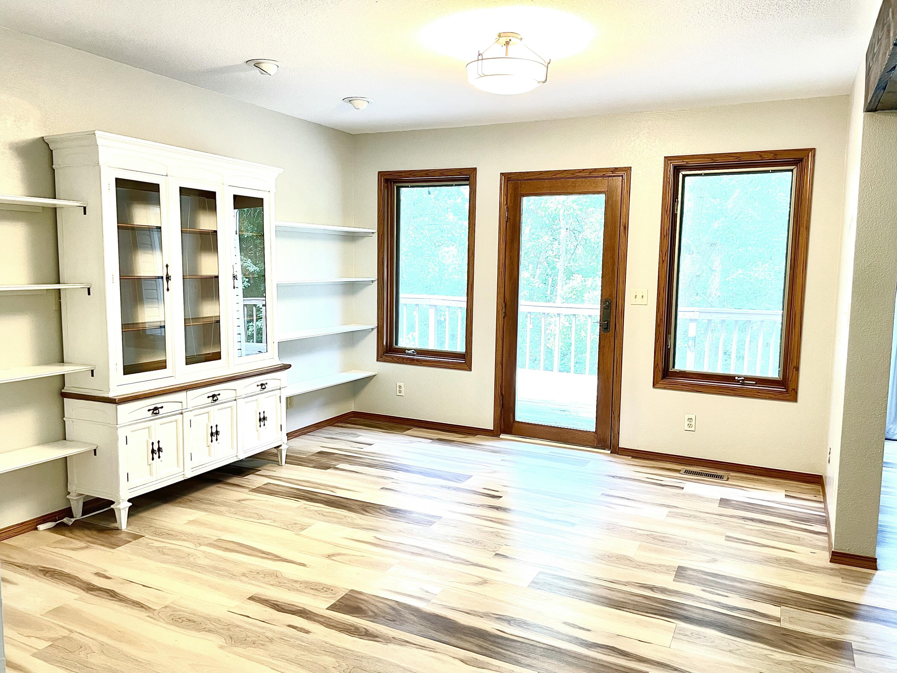 4025 Deer Ridge Street Property Photo 22