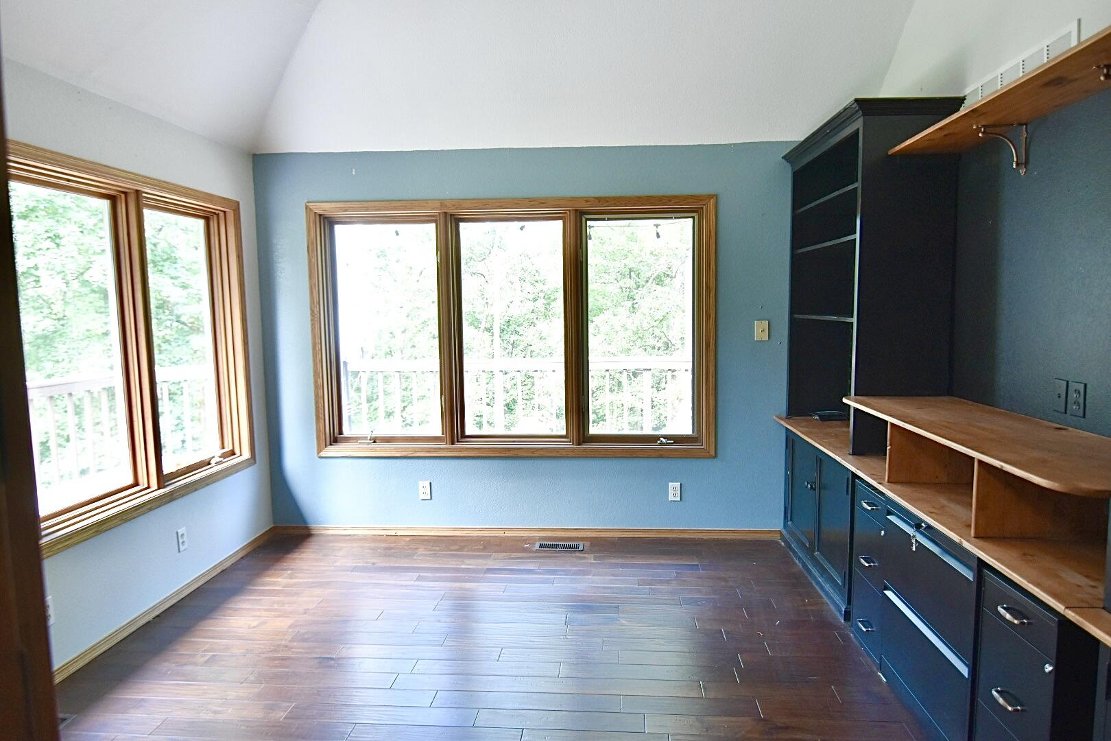 4025 Deer Ridge Street Property Photo 26