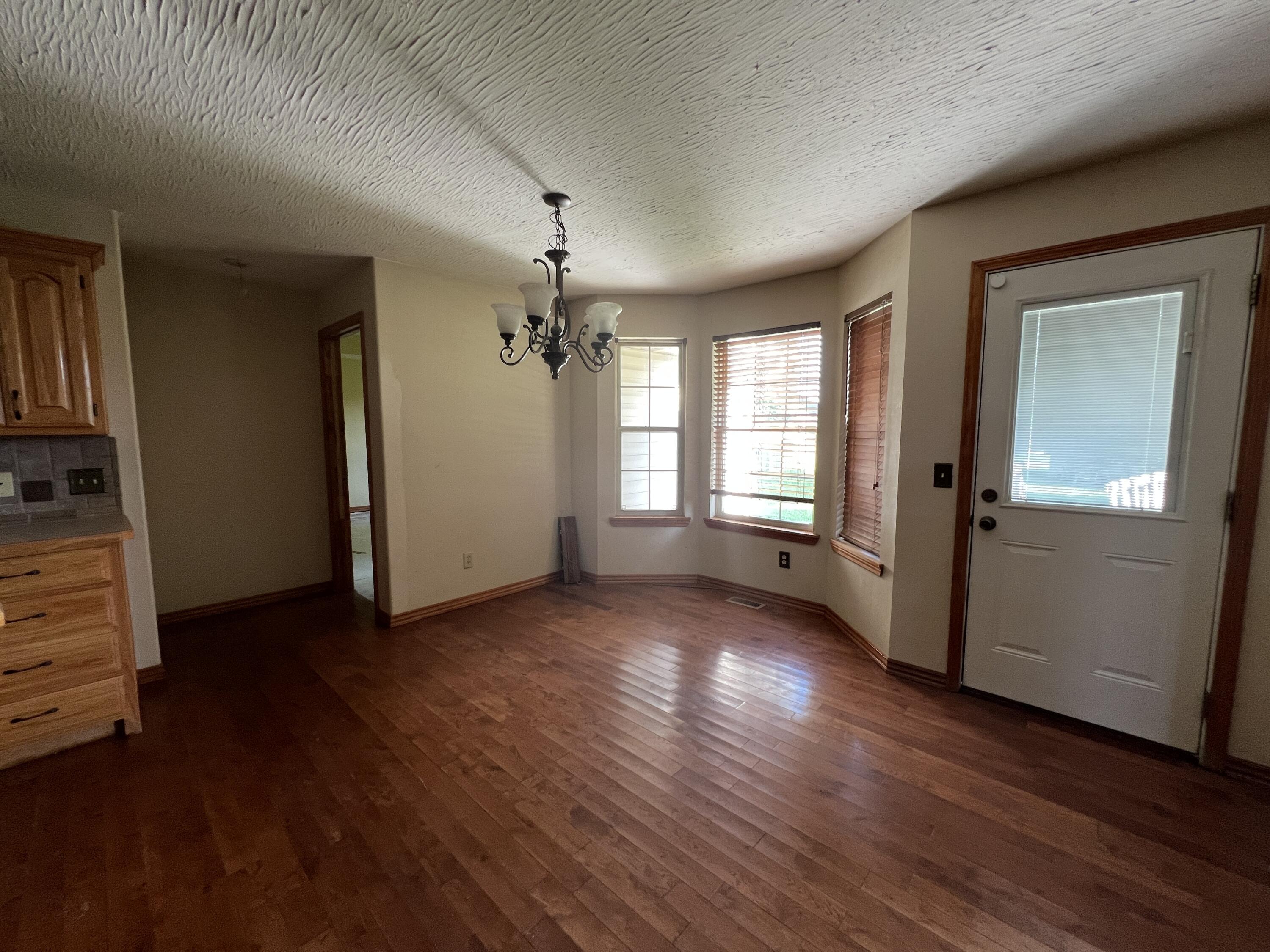 501 Falcon Heights Property Photo 11