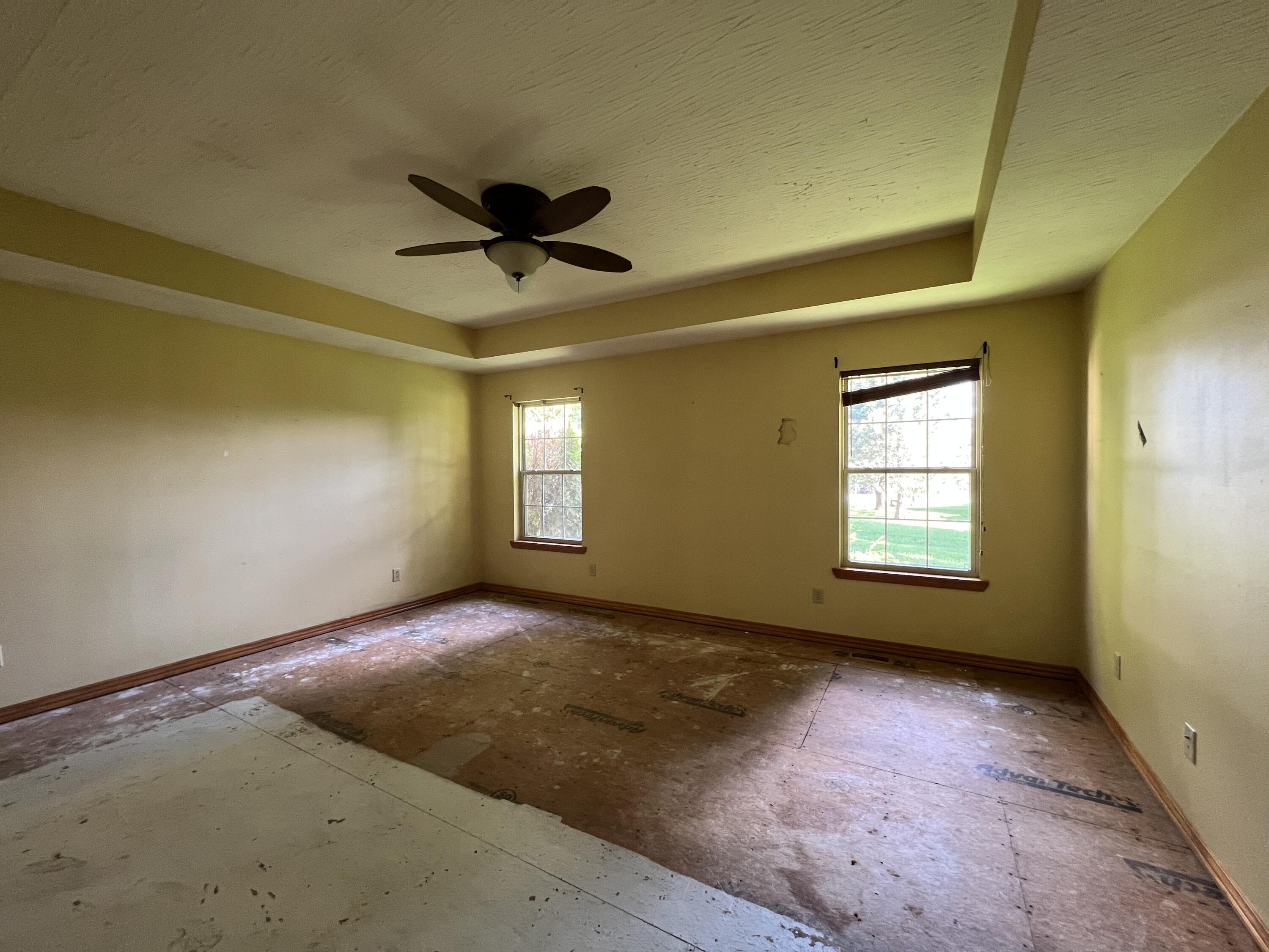501 Falcon Heights Property Photo 12