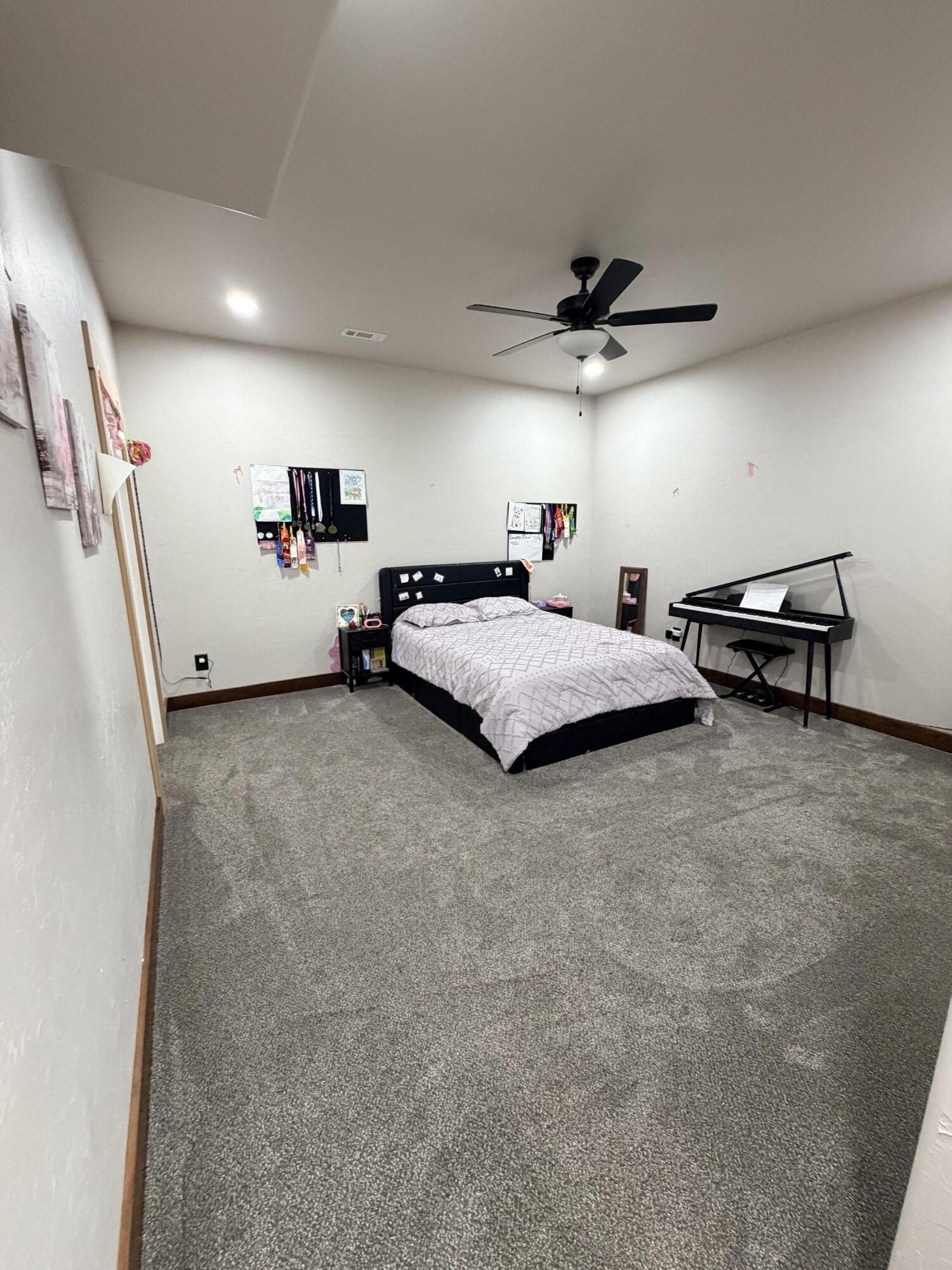 71 Castlegate Drive Property Photo 32