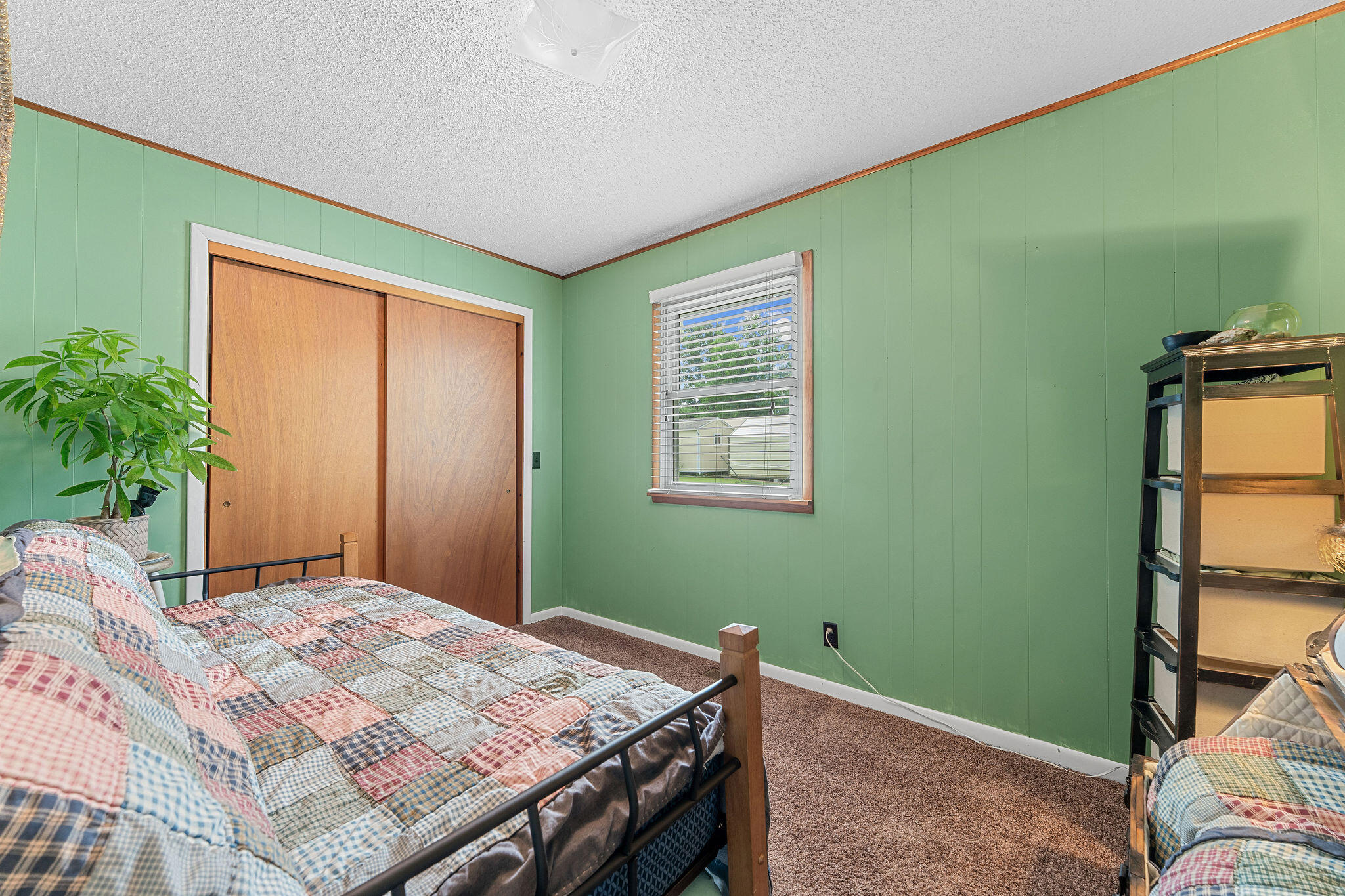 25691 Hillcrest Drive Property Photo 14