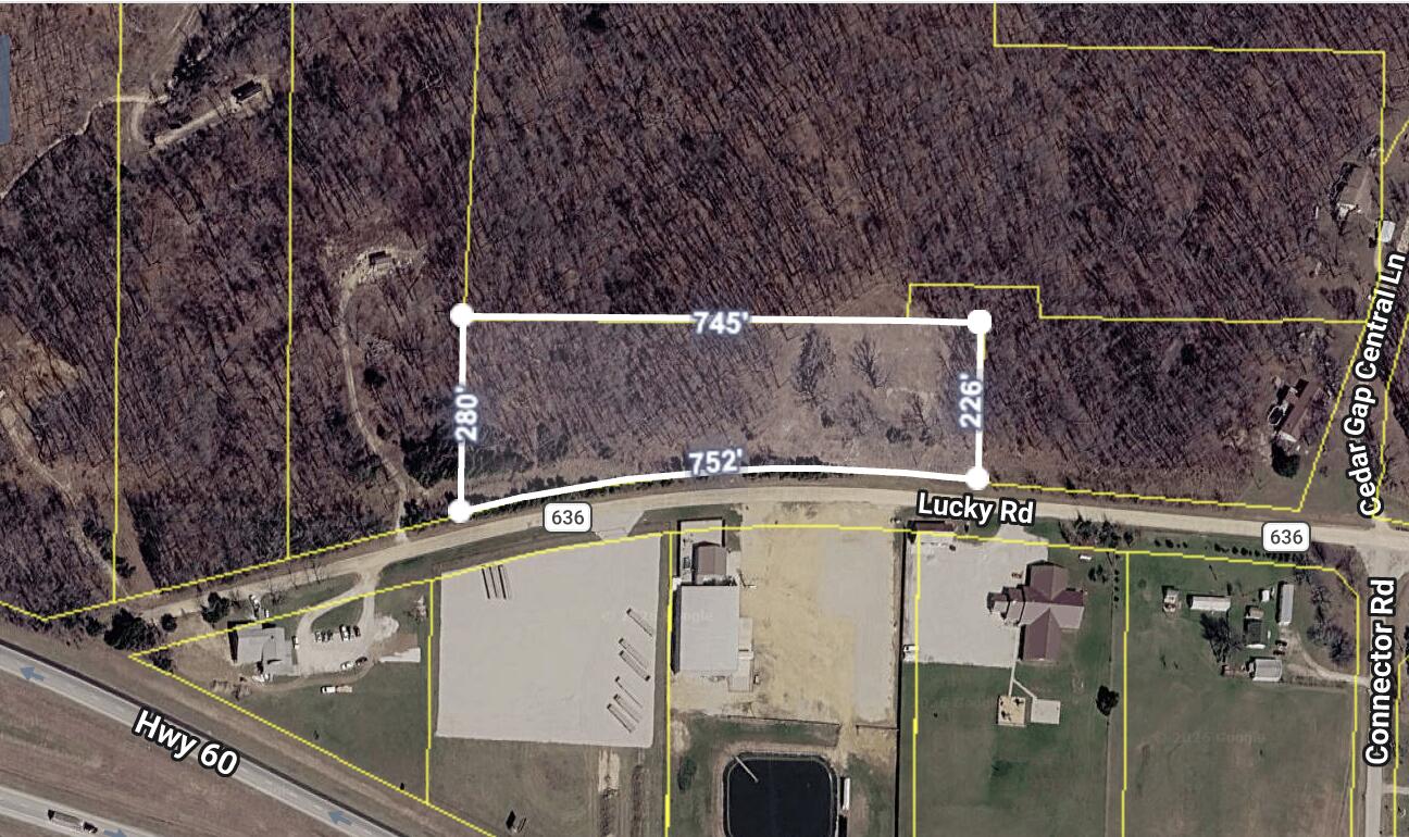 000 Lucky Road Property Photo 3
