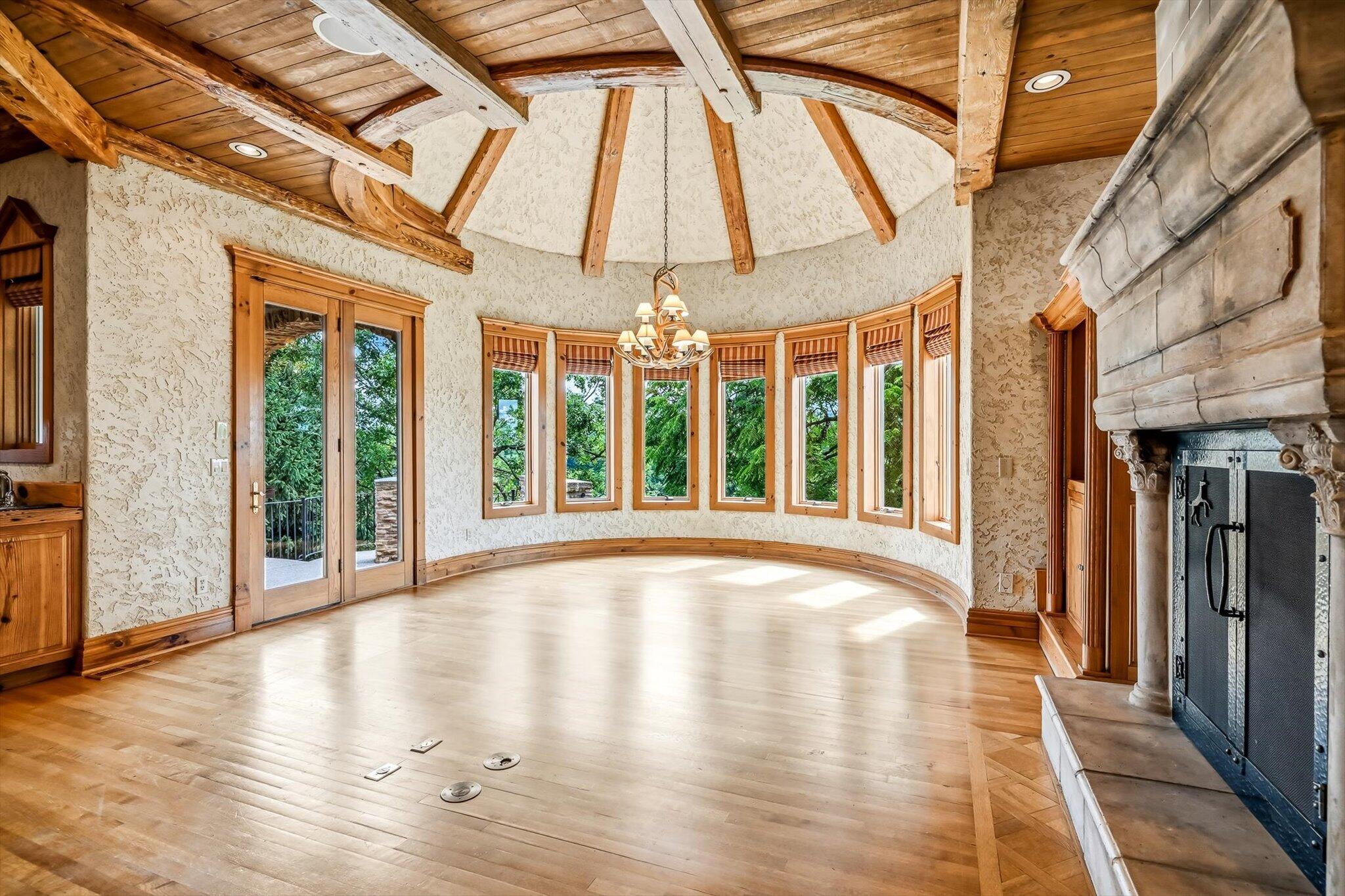 6108 South Bluff Ridge Road Property Photo 13
