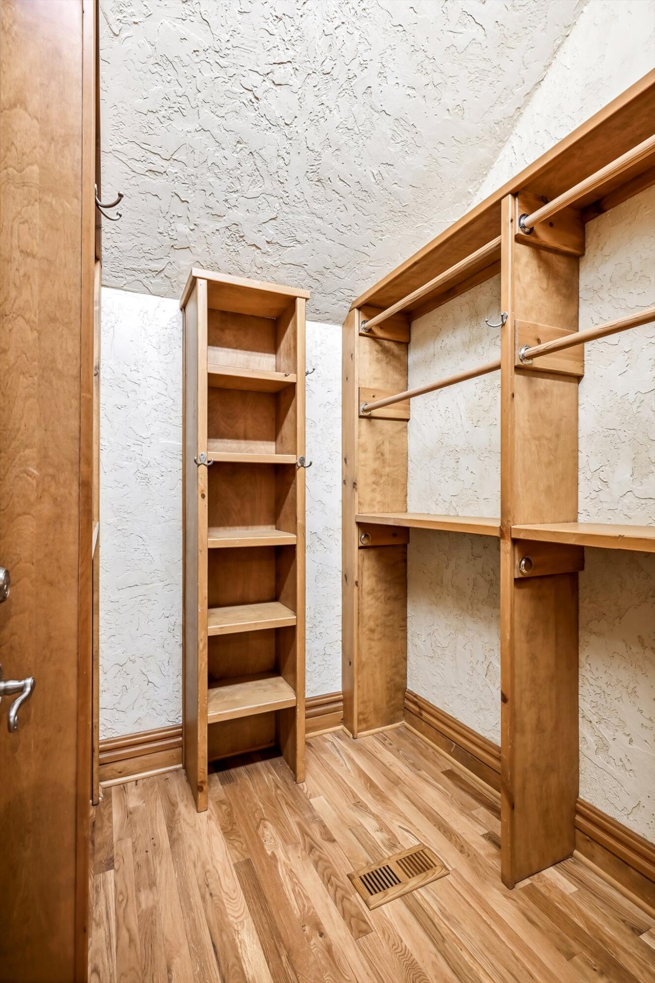 6108 South Bluff Ridge Road Property Photo 43