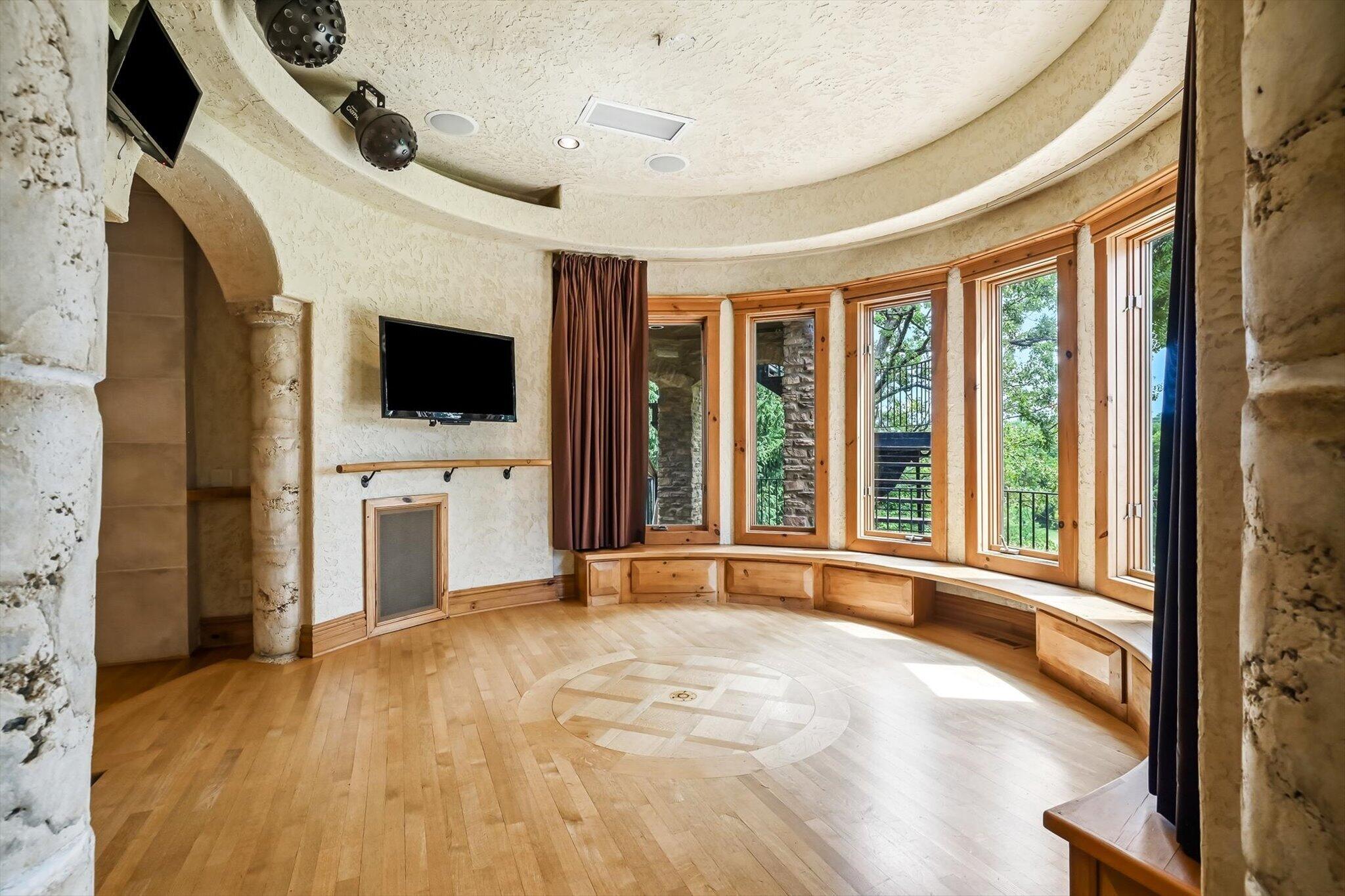 6108 South Bluff Ridge Road Property Photo 53