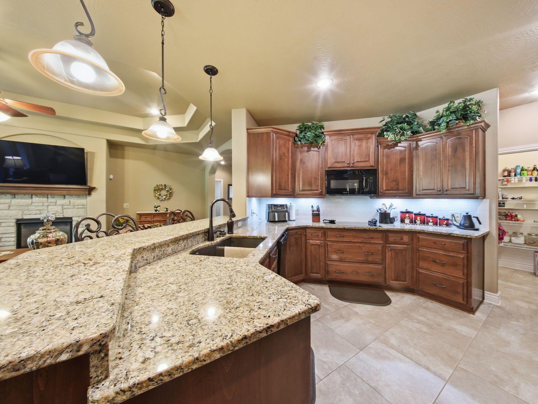 599 Penzance Drive Property Photo 14