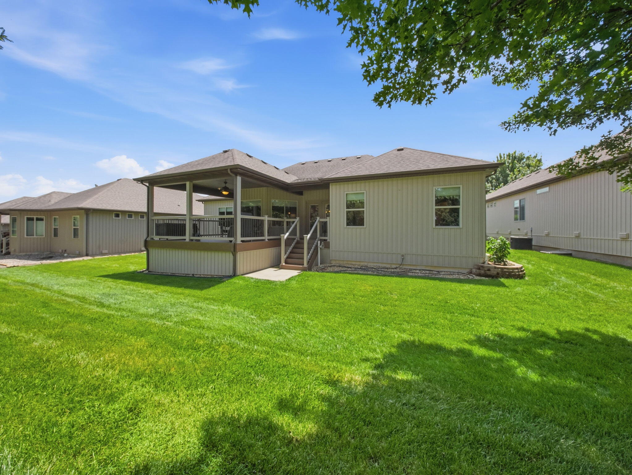 599 Penzance Drive Property Photo 39