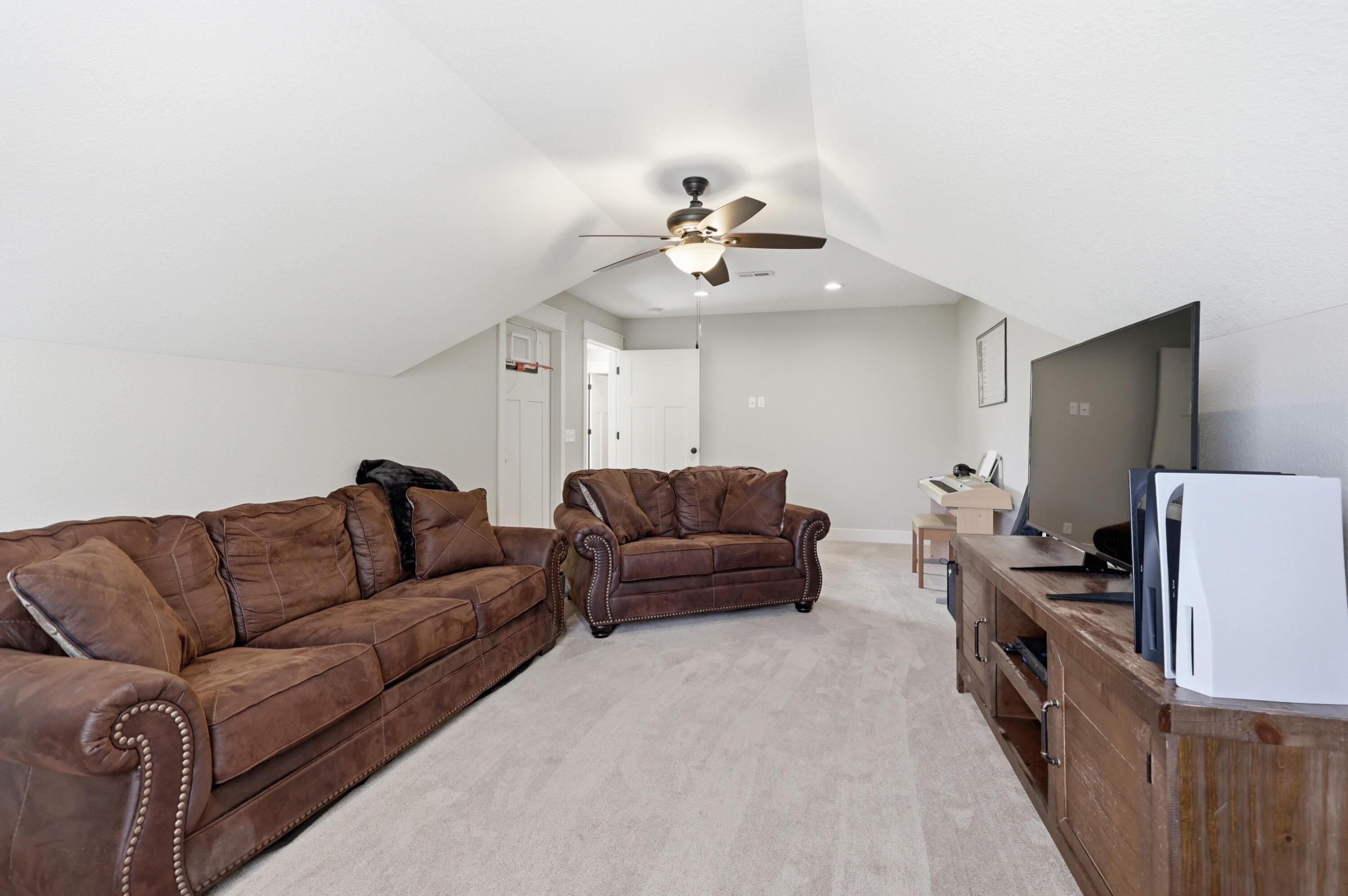 4301 East Birch Lane Property Photo 42
