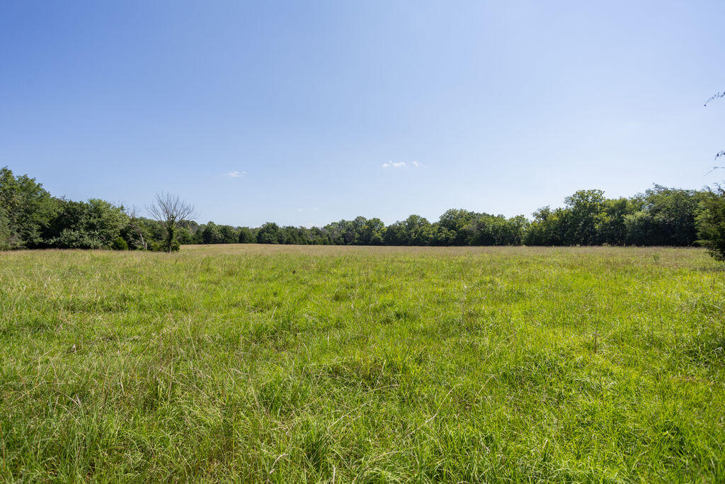 525 East Hwy C Property Photo 7