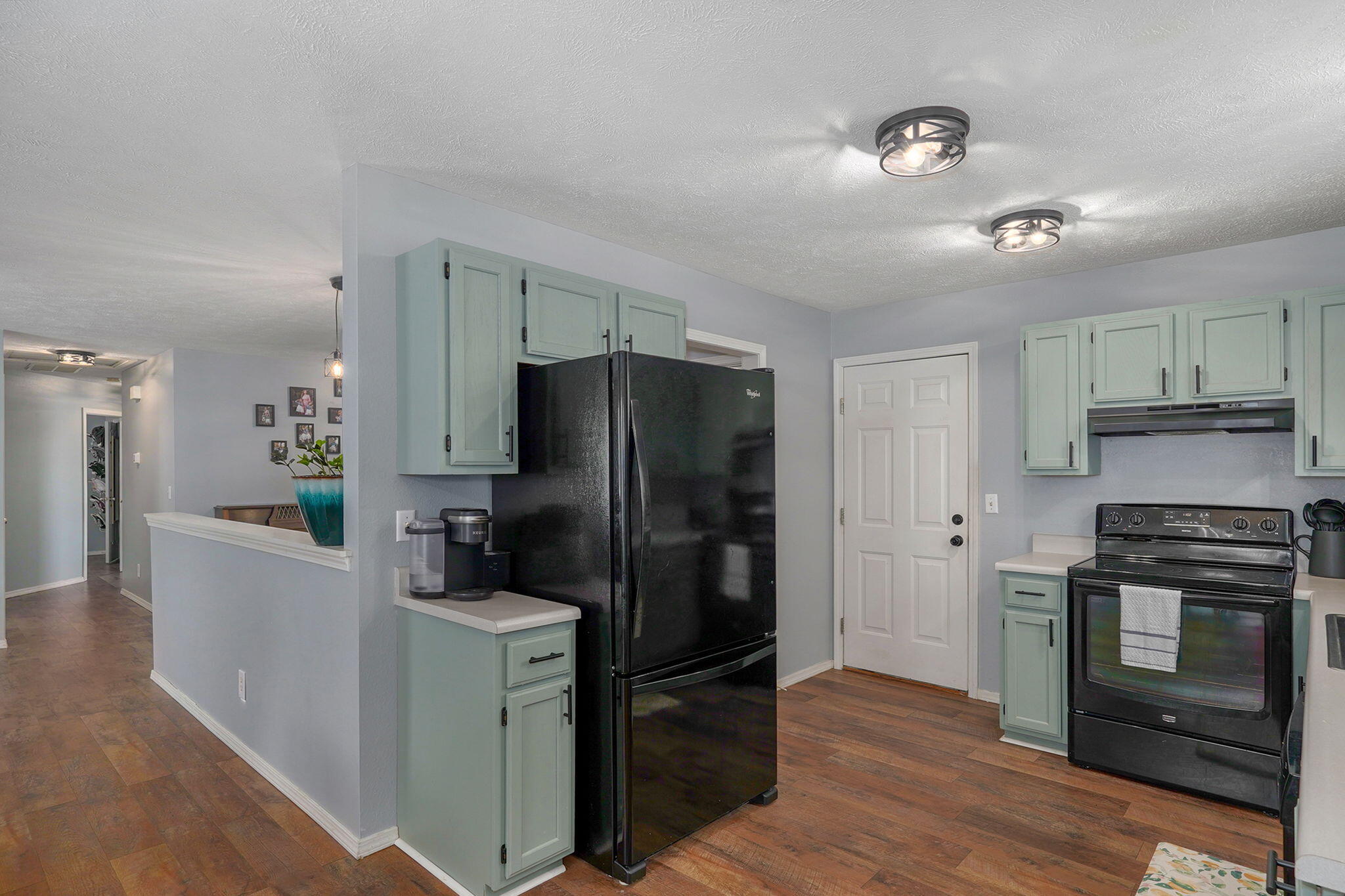 405 Lynn Drive Property Photo 13