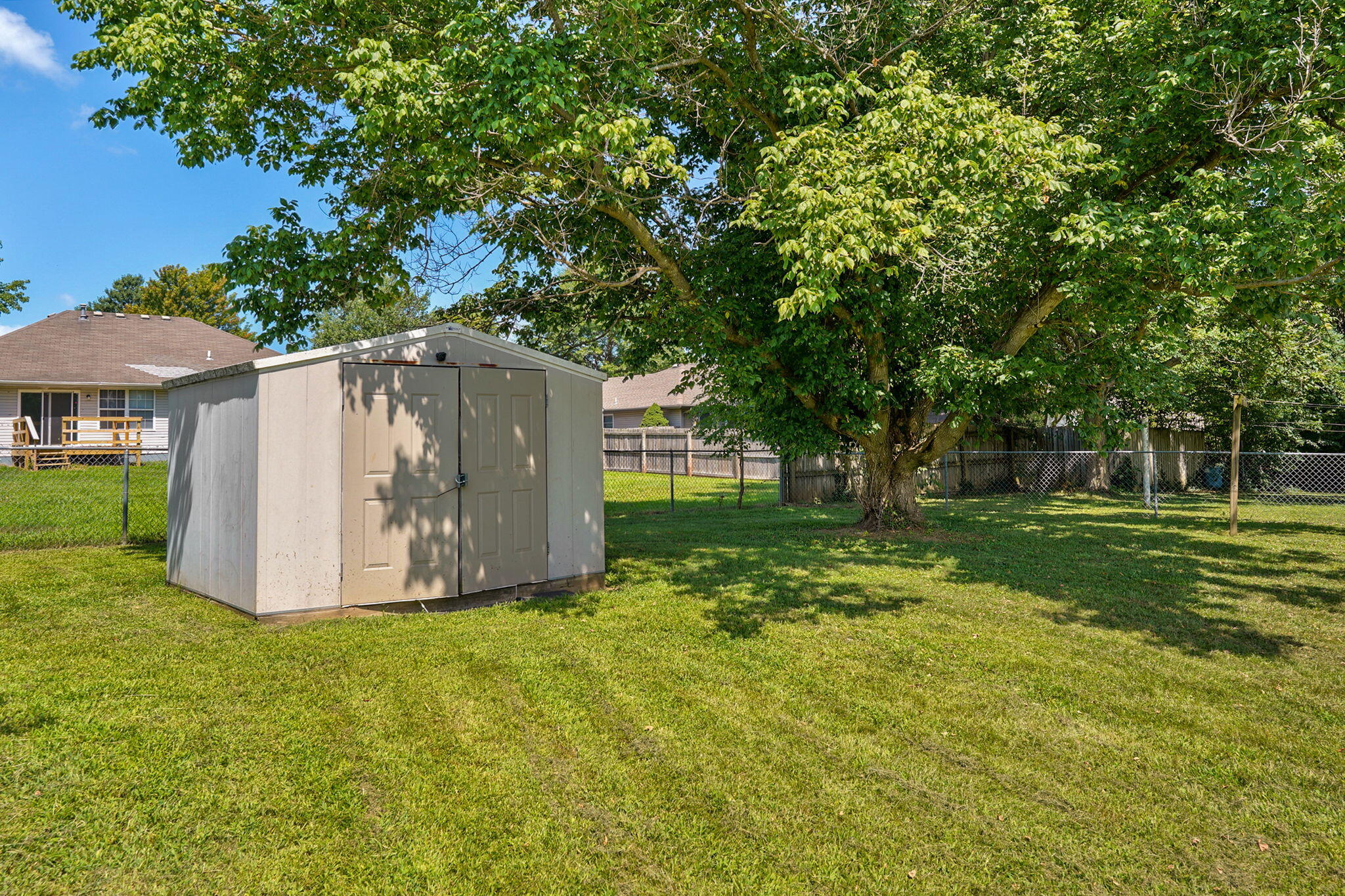 405 Lynn Drive Property Photo 30