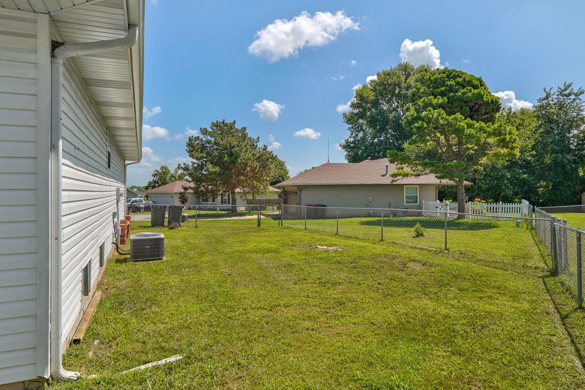 405 Lynn Drive Property Photo 34