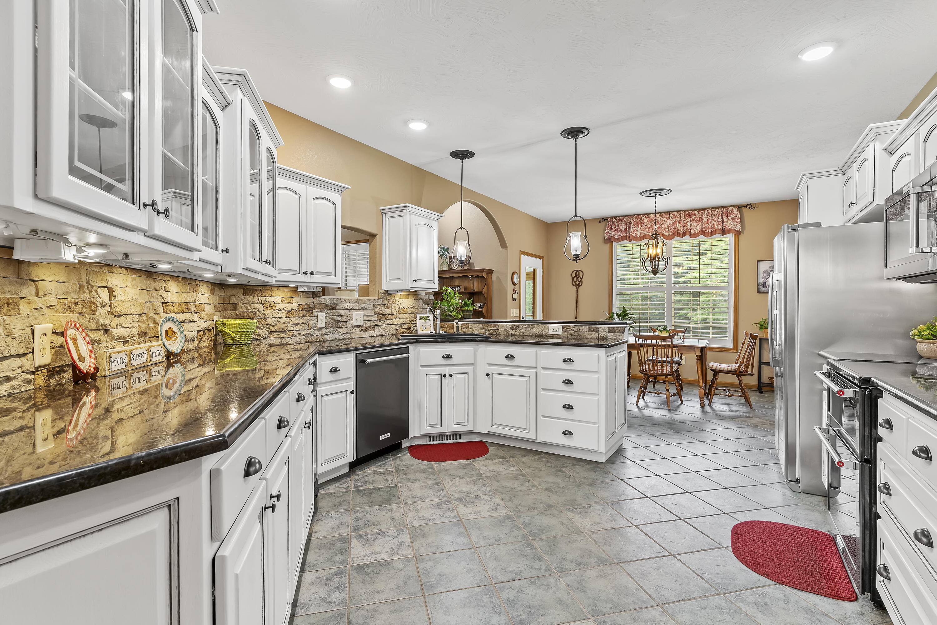 4465 North Raintree Drive Property Photo 14