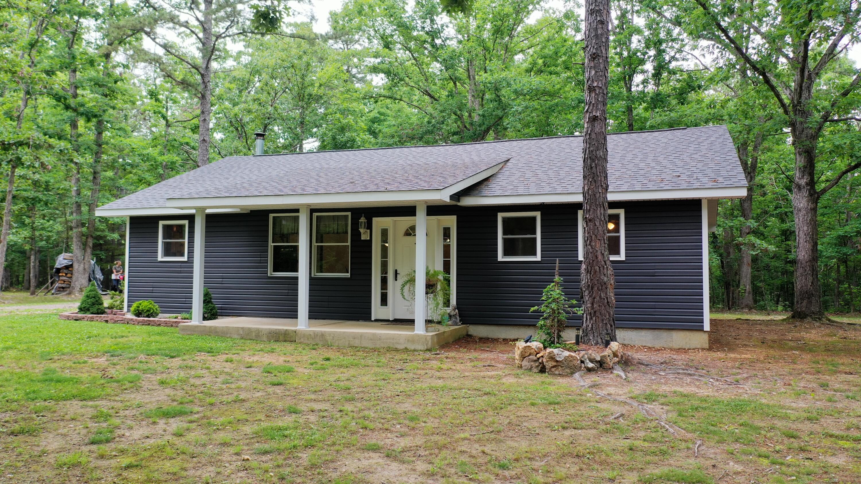 22711 Center Valley Road Property Photo 6
