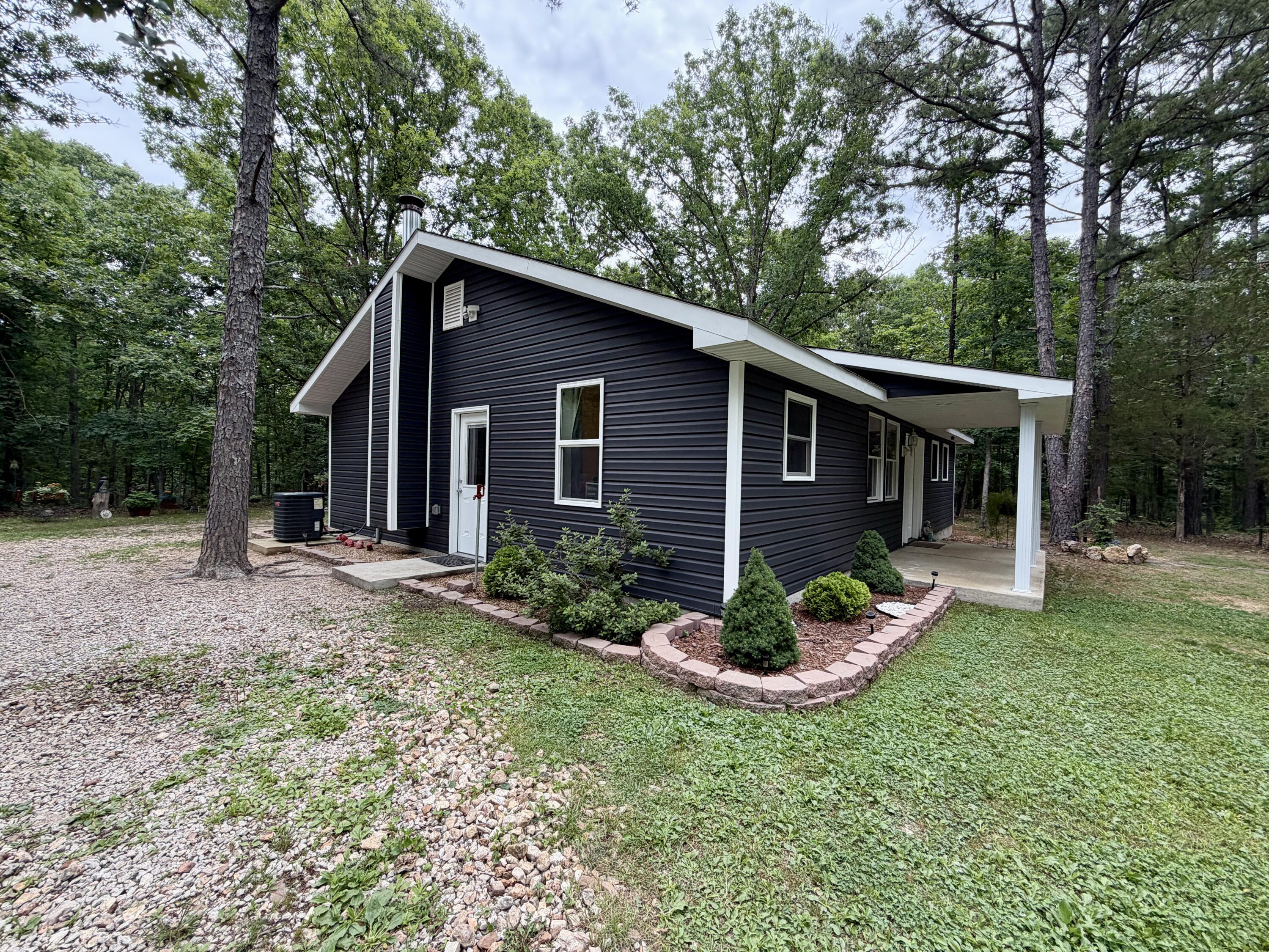22711 Center Valley Road Property Photo 10