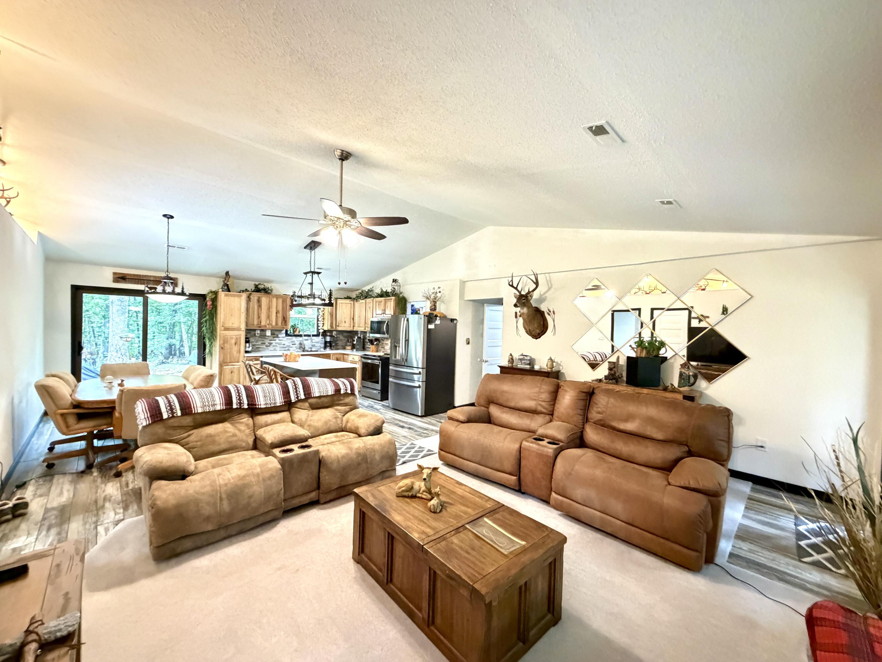 22711 Center Valley Road Property Photo 13