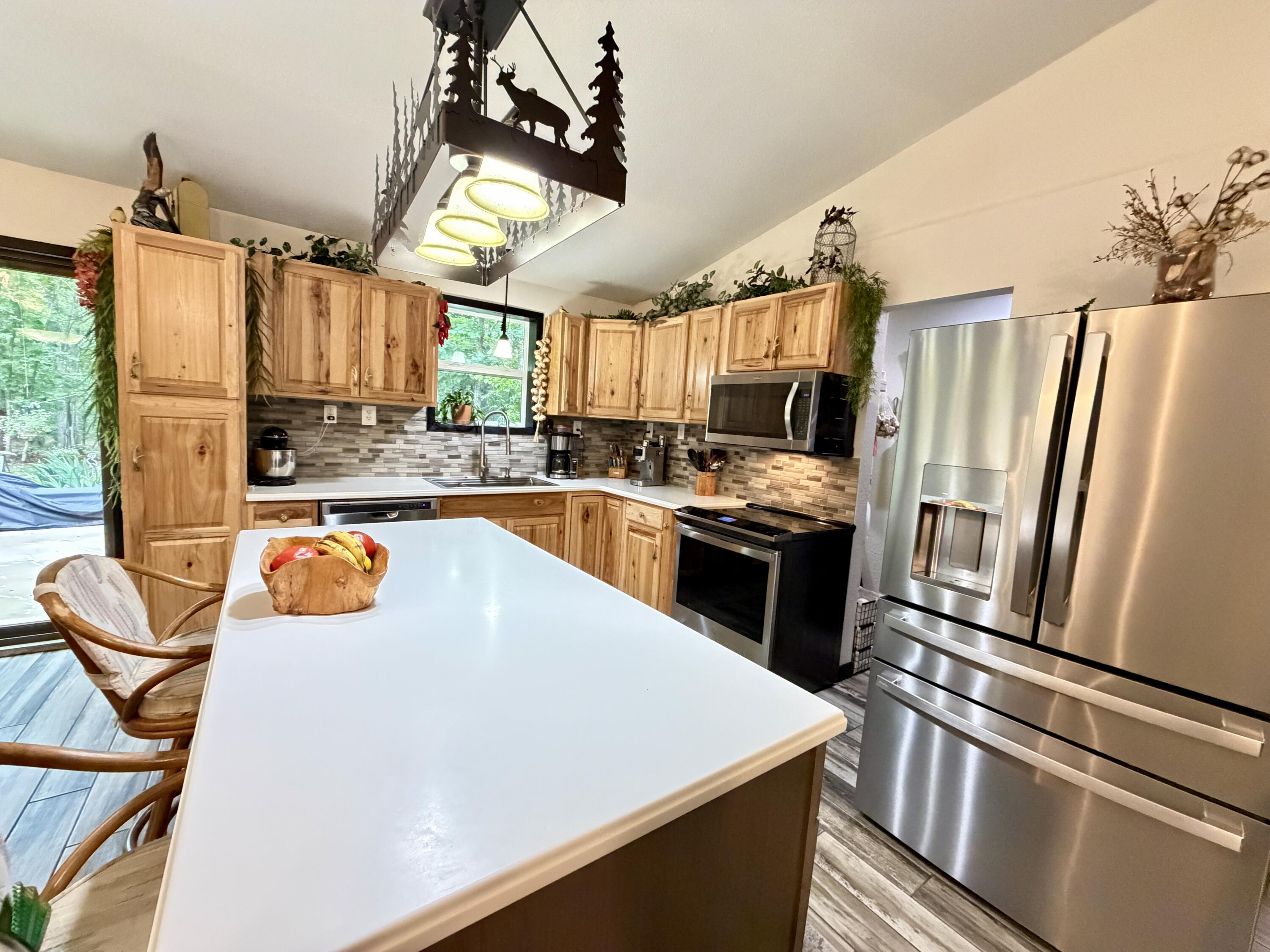 22711 Center Valley Road Property Photo 15