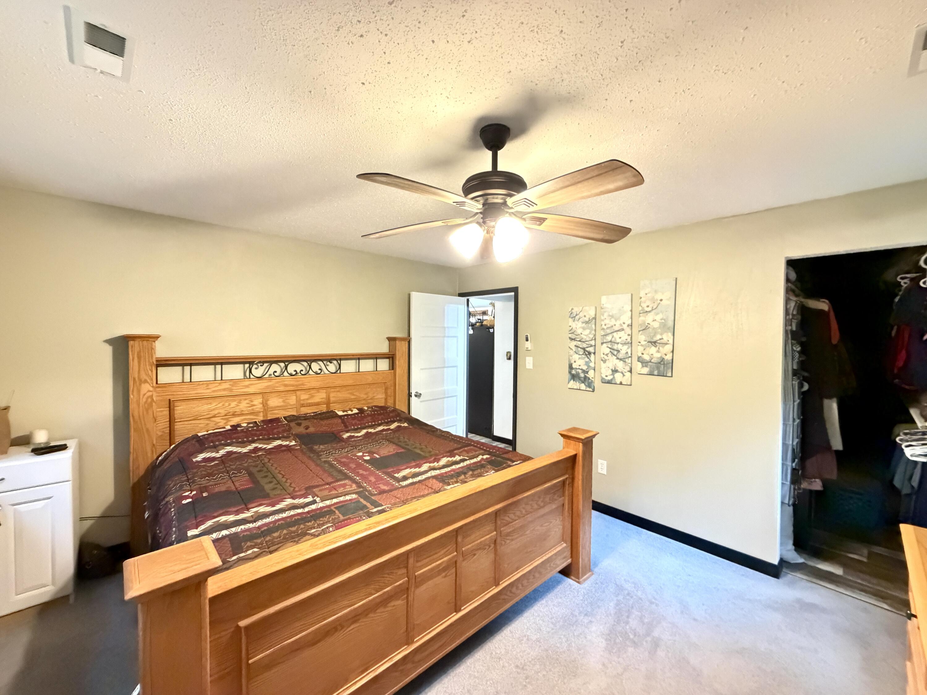 22711 Center Valley Road Property Photo 23