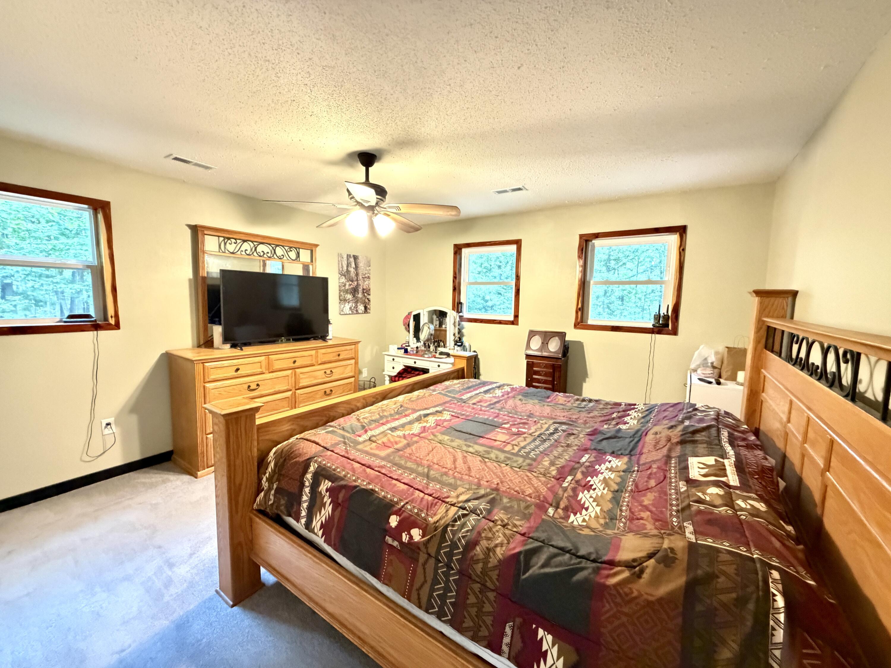 22711 Center Valley Road Property Photo 24