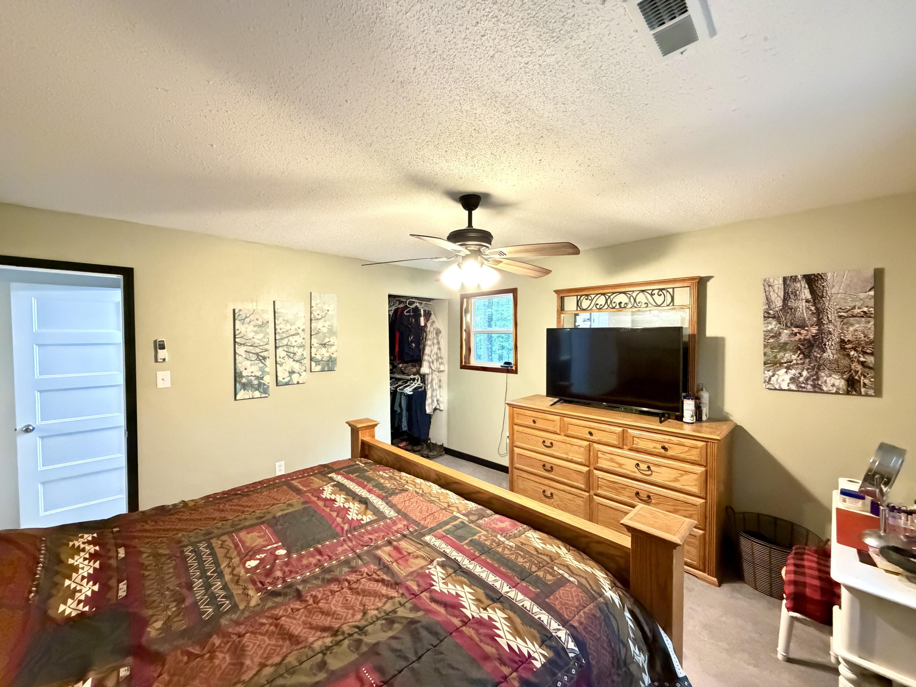 22711 Center Valley Road Property Photo 26