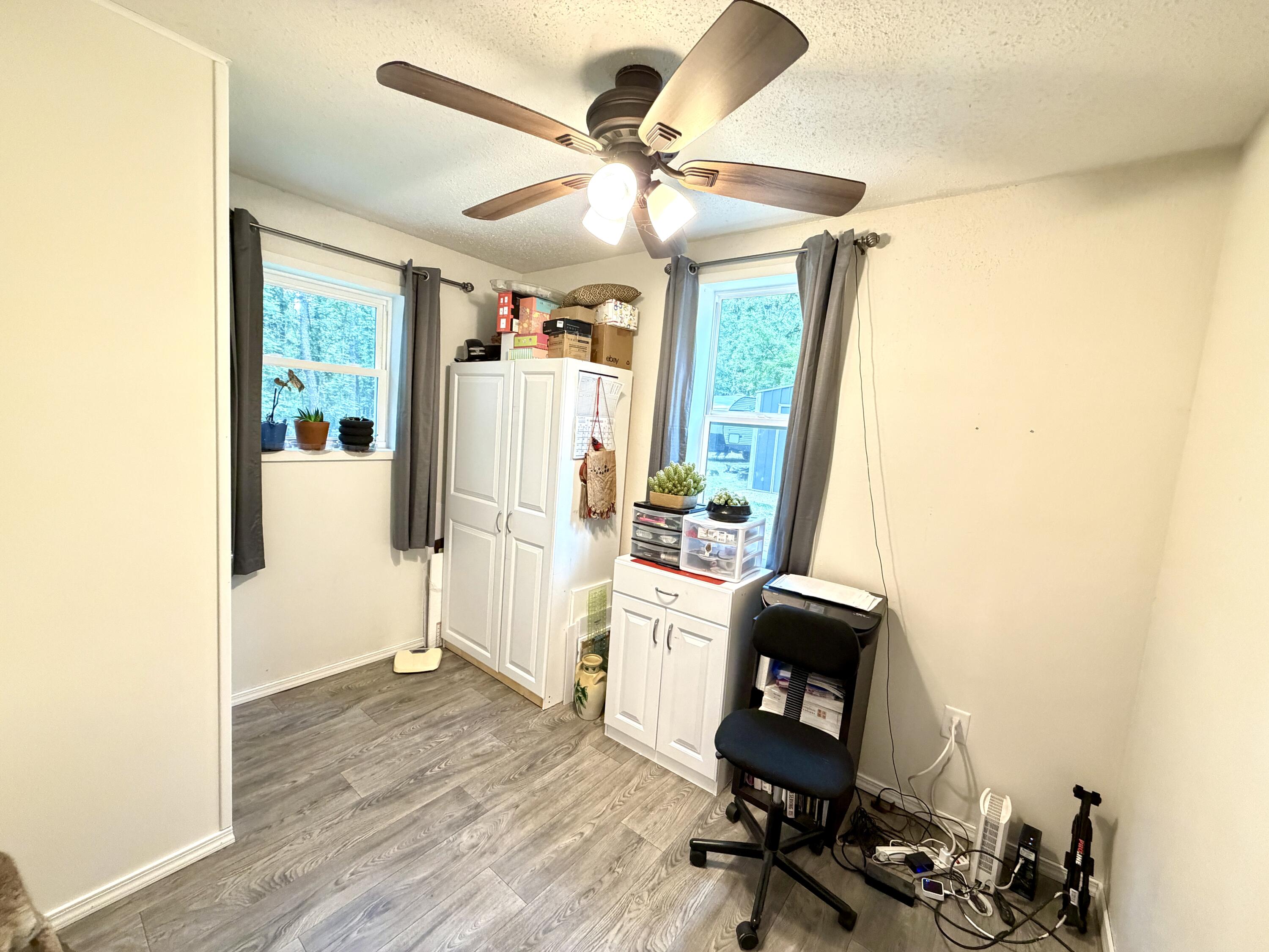 22711 Center Valley Road Property Photo 29