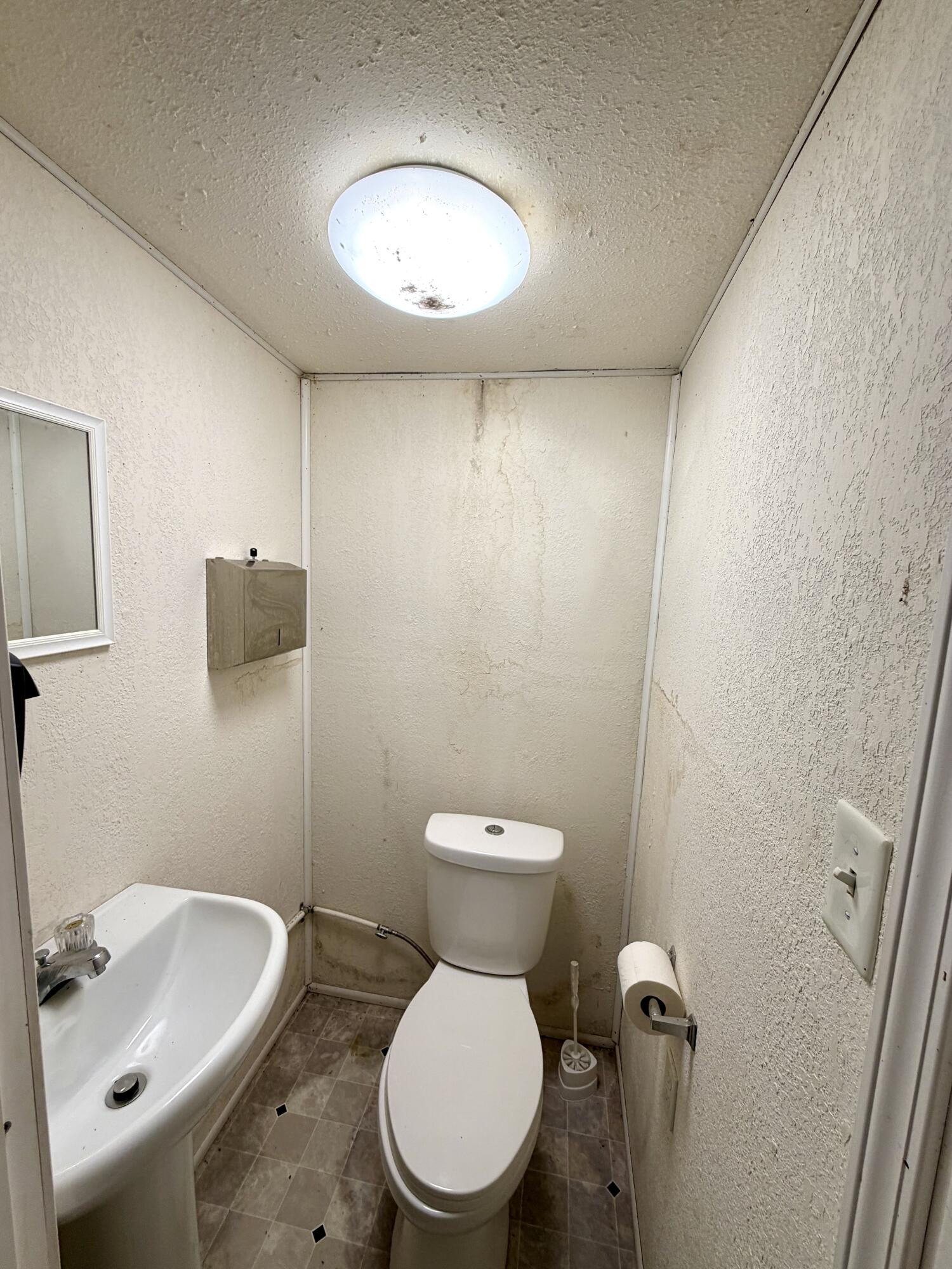22711 Center Valley Road Property Photo 43