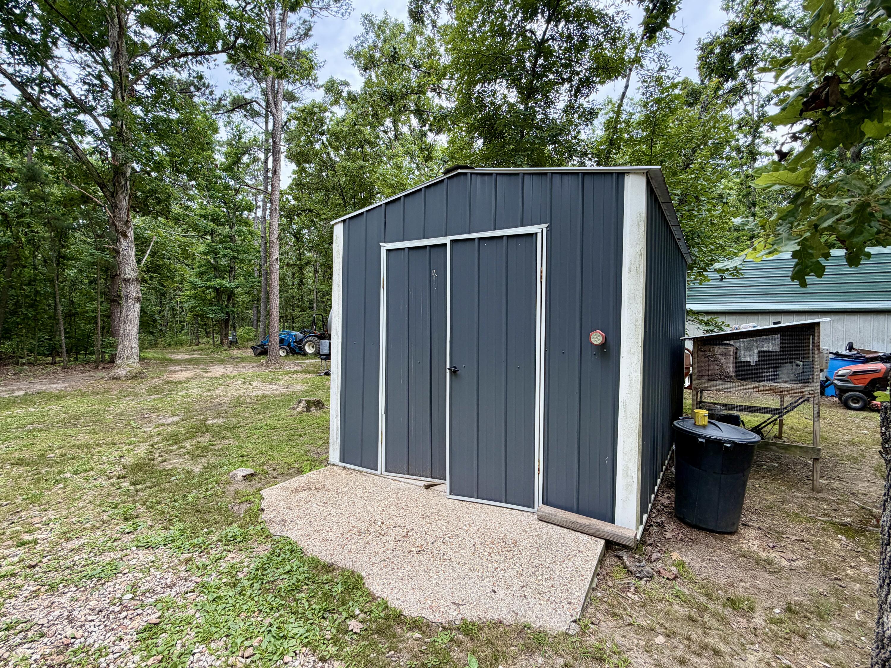 22711 Center Valley Road Property Photo 55