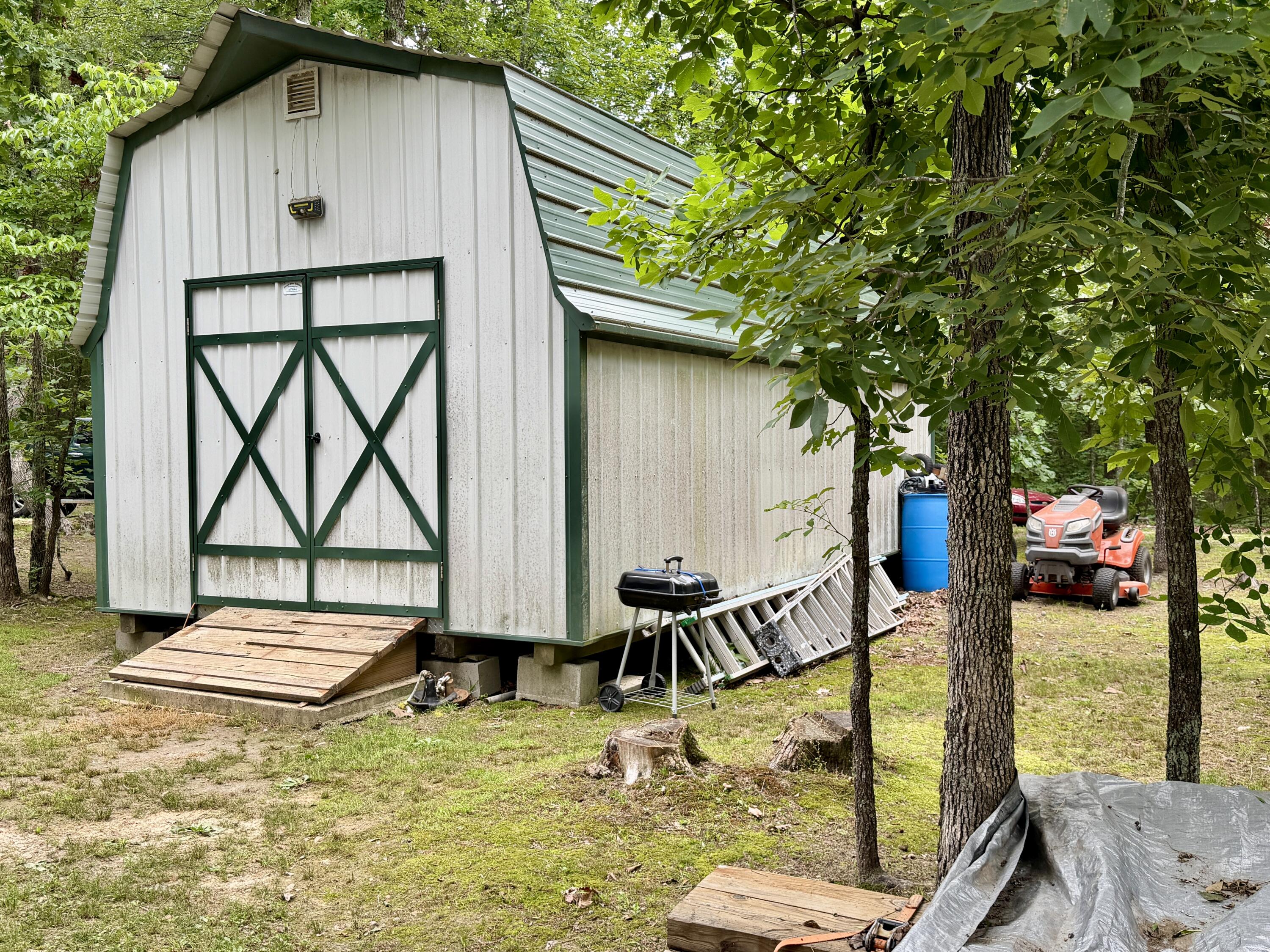 22711 Center Valley Road Property Photo 59