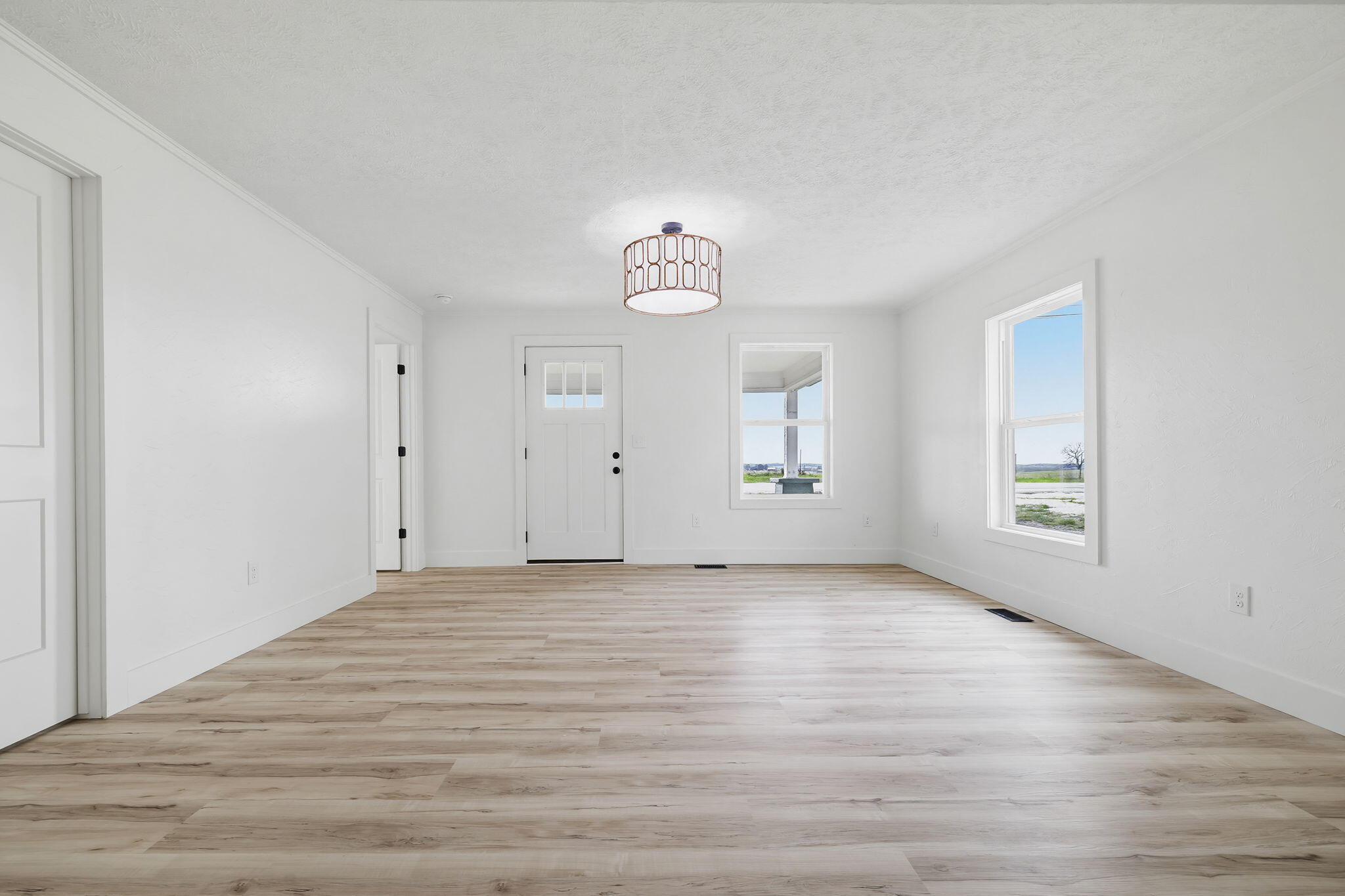 11035 West Farm Road 36 Property Photo 6