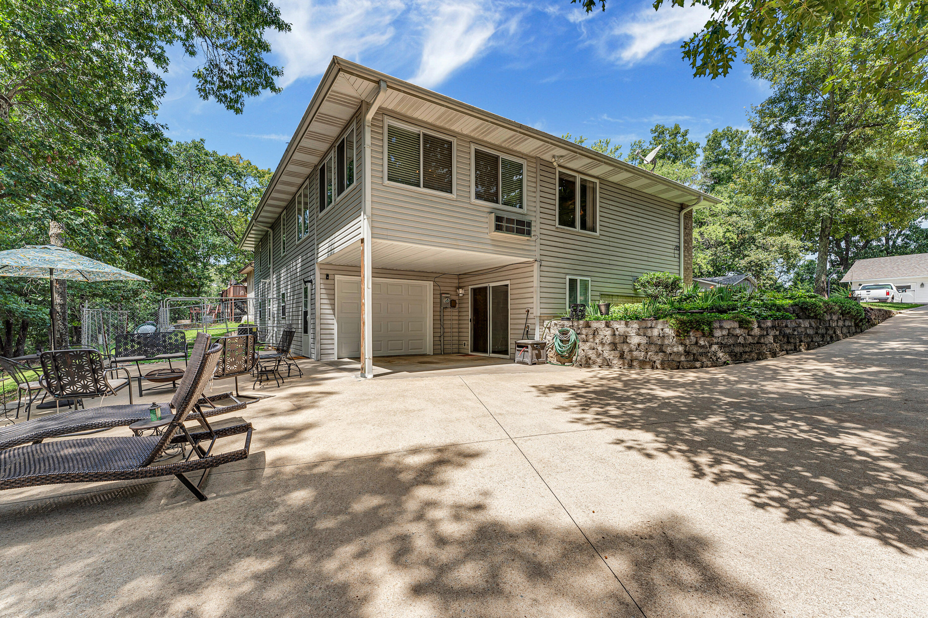 64 Northwoods Drive Property Photo 3