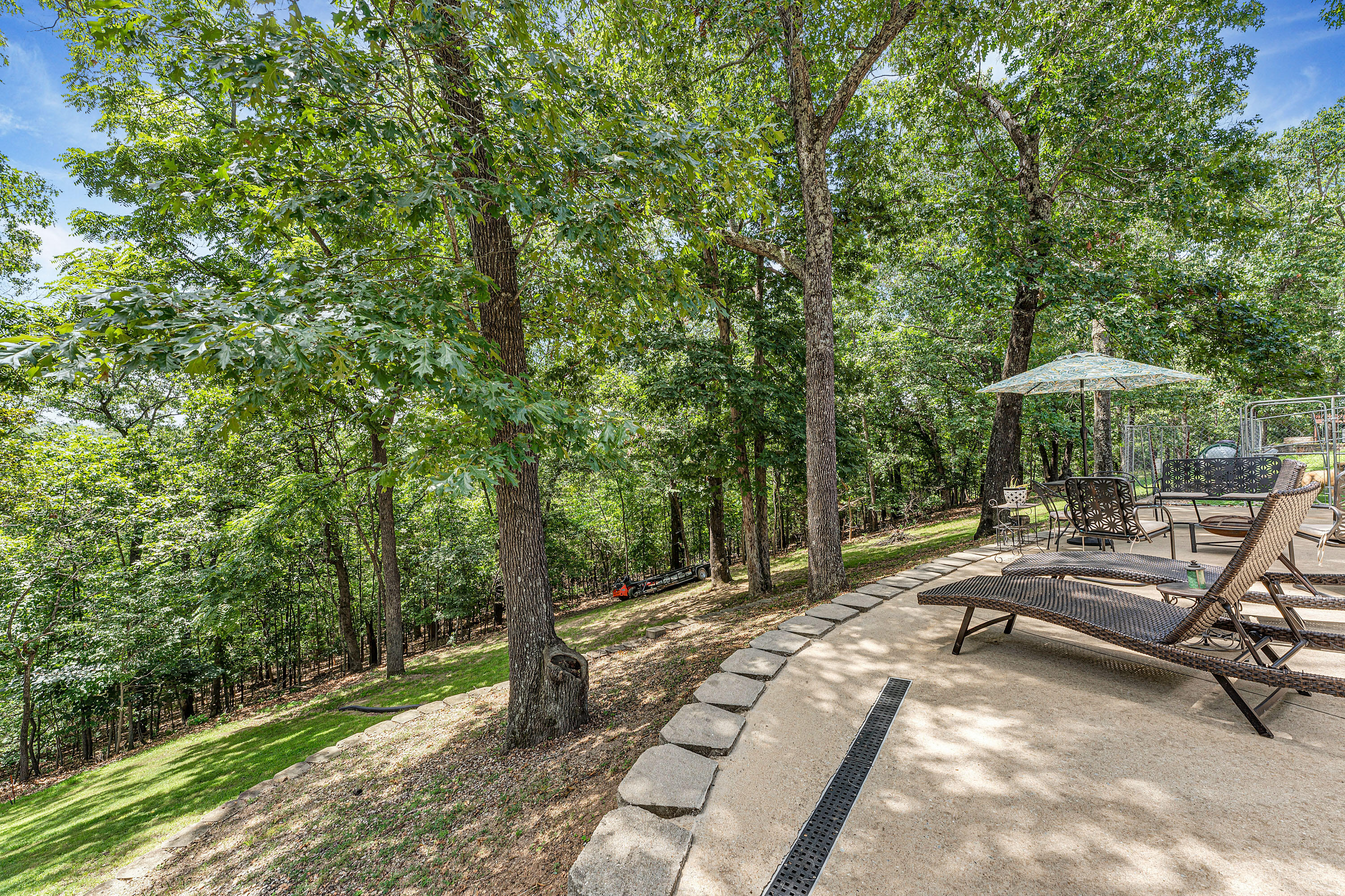 64 Northwoods Drive Property Photo 4