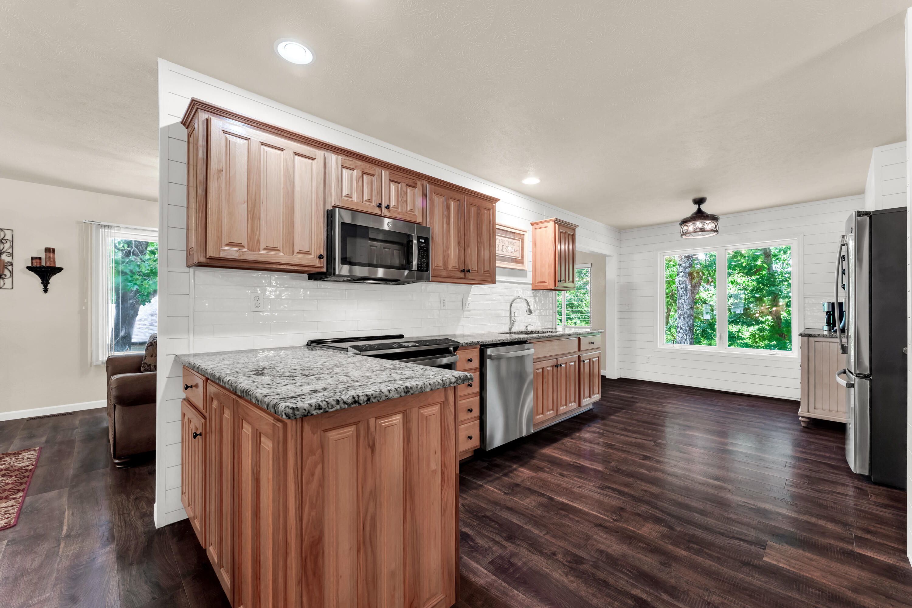 64 Northwoods Drive Property Photo 6