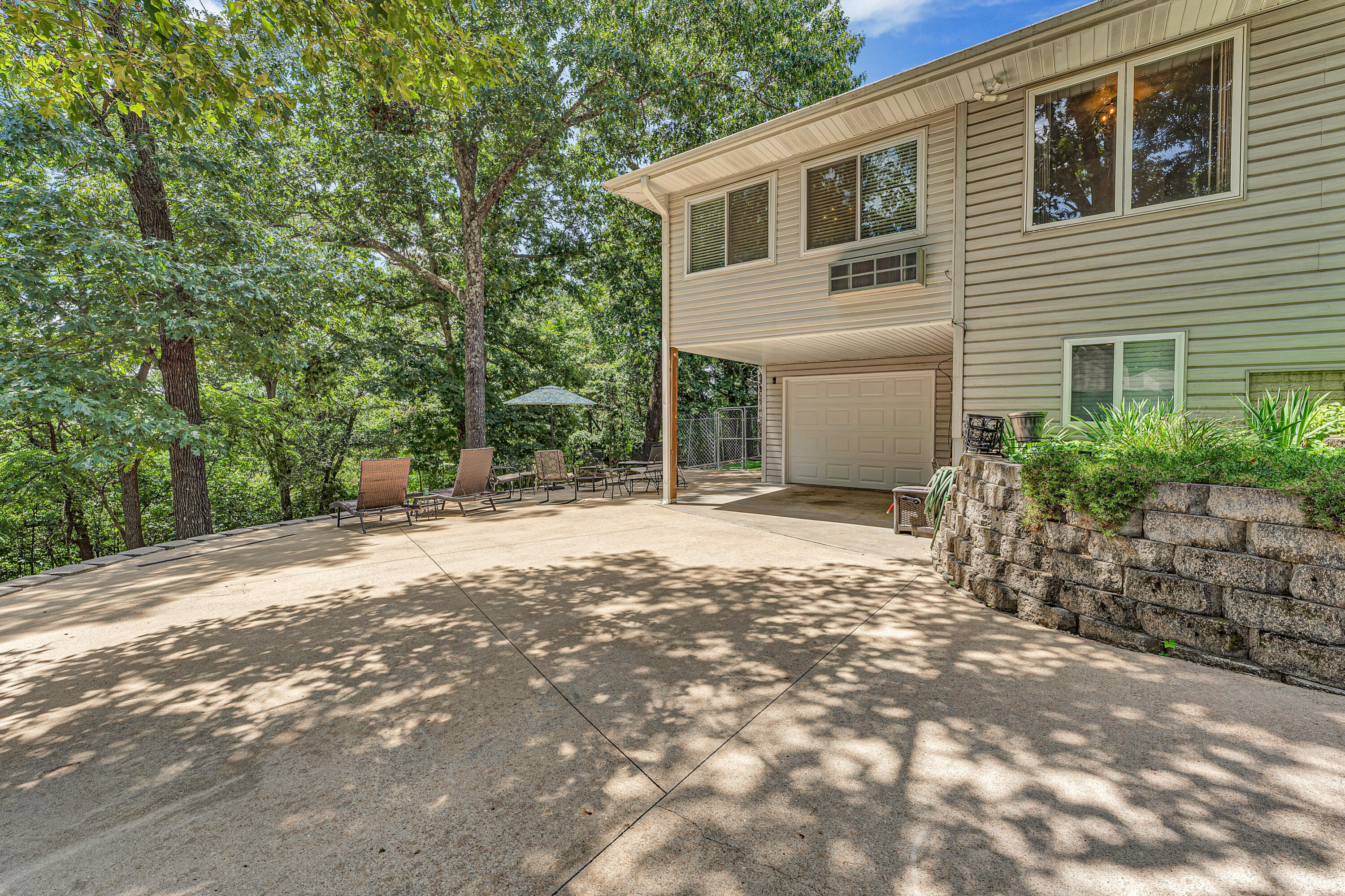 64 Northwoods Drive Property Photo 37